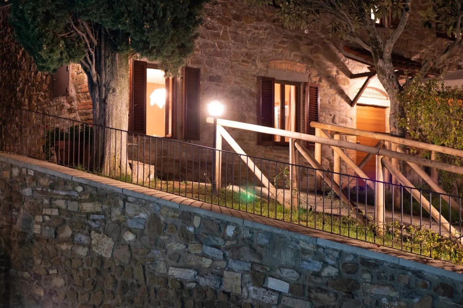 Property building in Casa di Sasso
