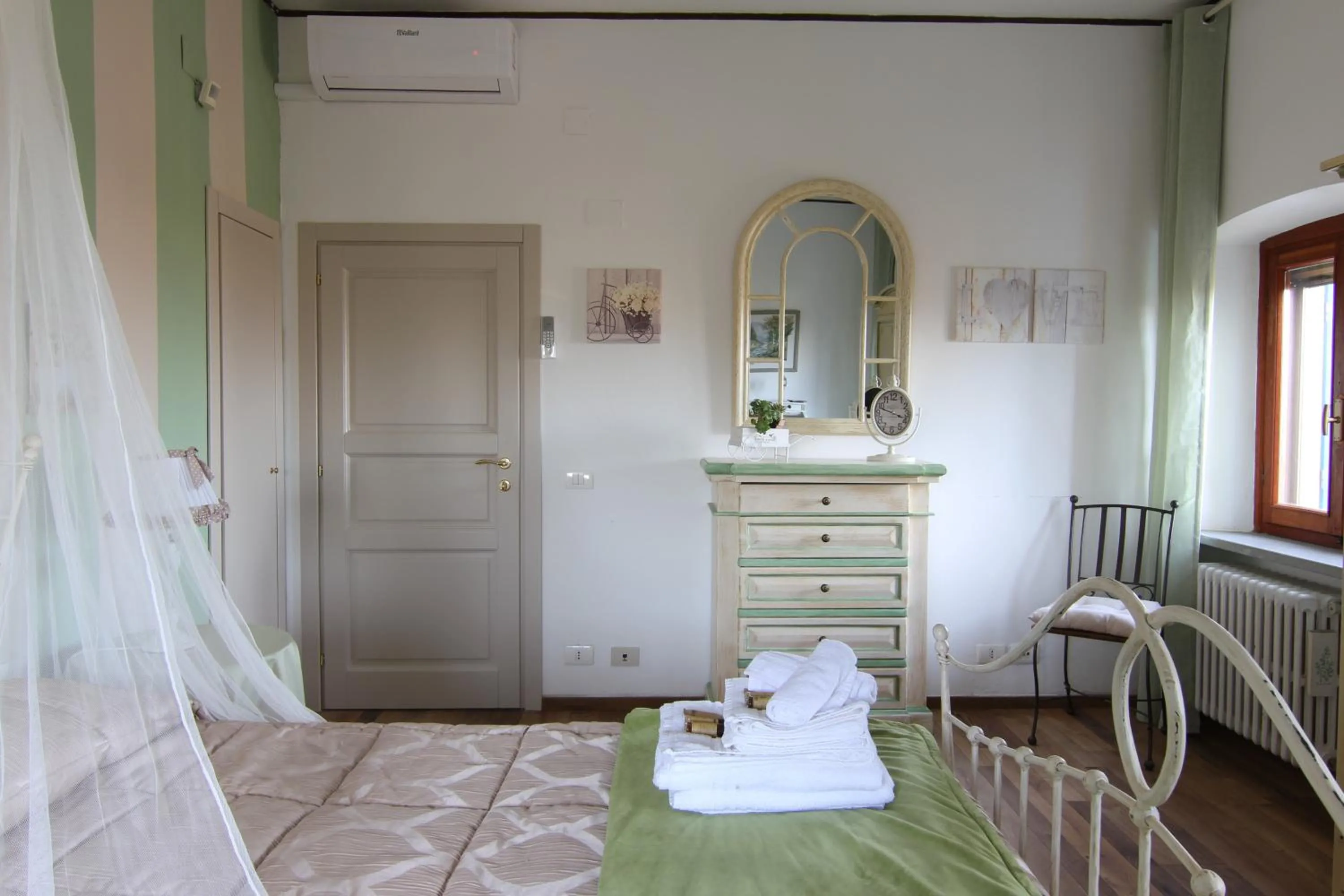 Bedroom, Bed in Casa di Sasso