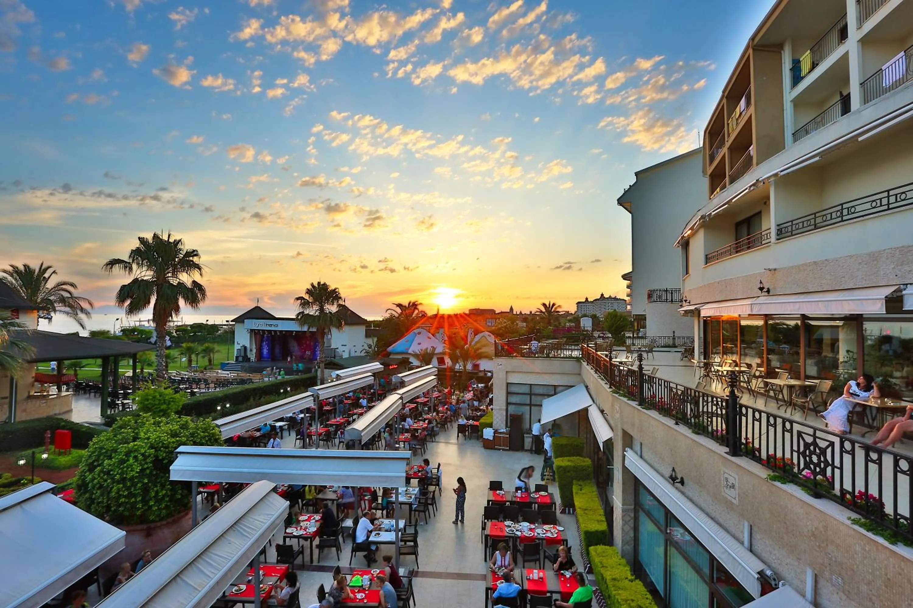 Sunrise in Selectum Family Comfort Side