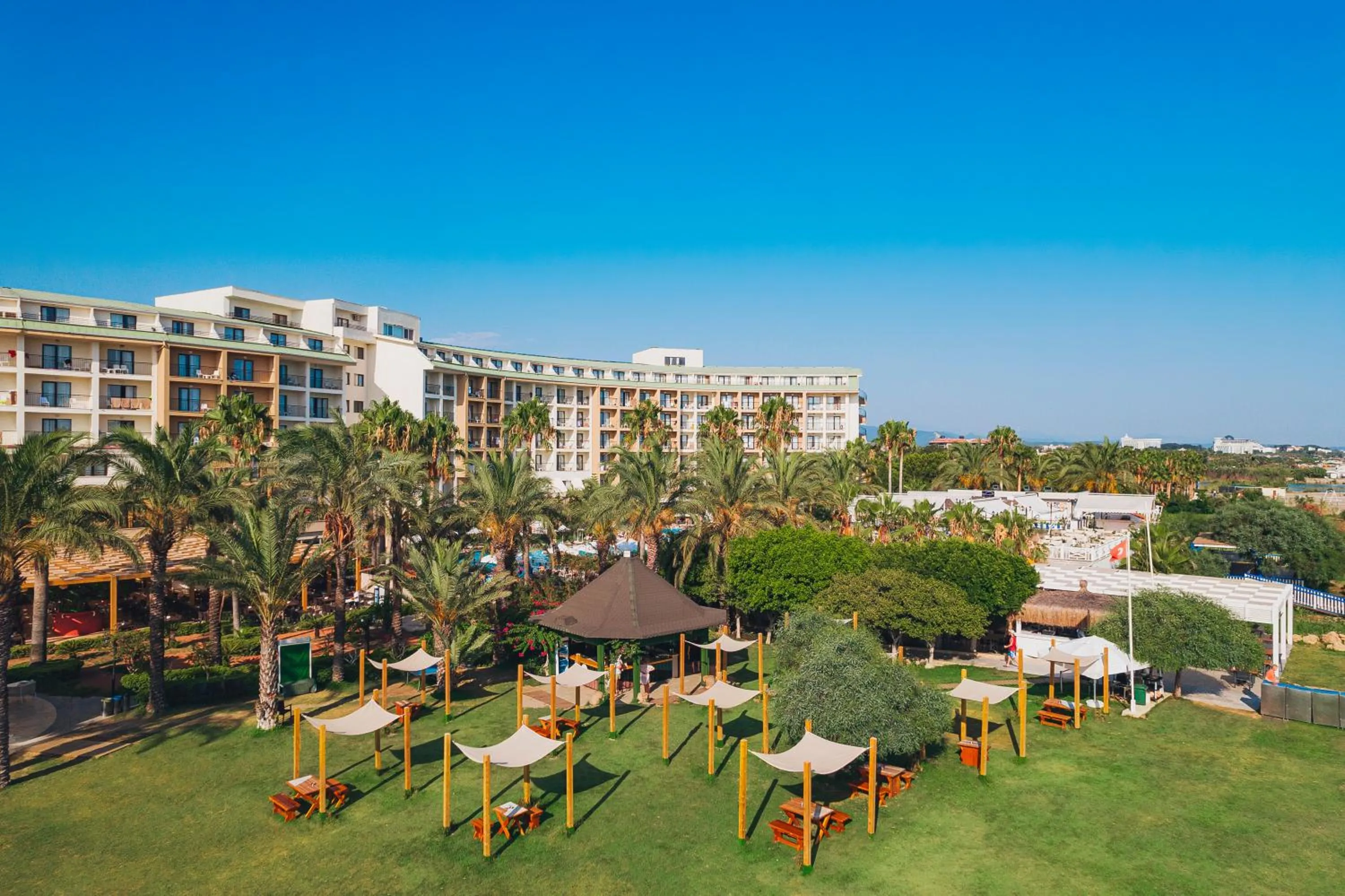 Property building in Selectum Family Comfort Side