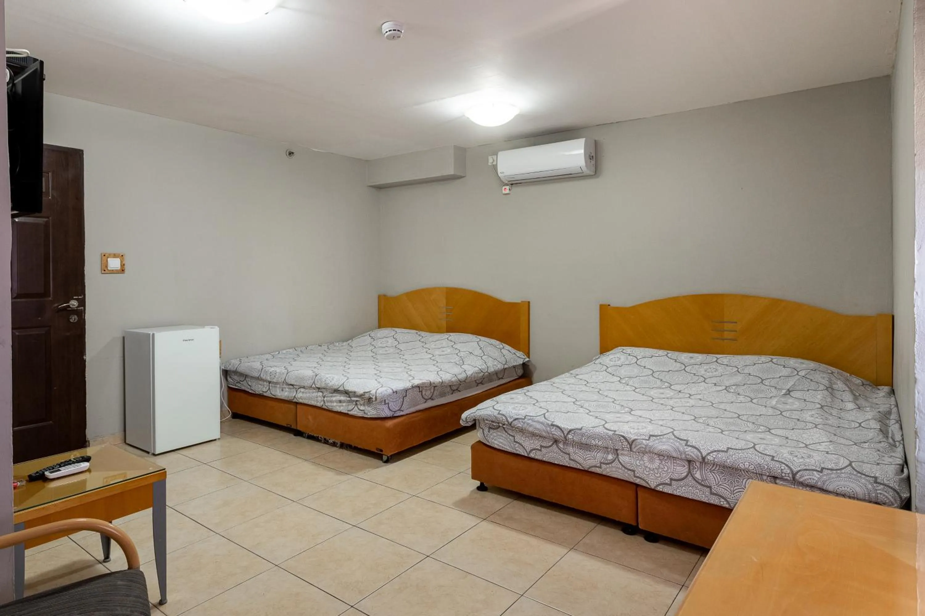 Bedroom, Bed in Little Prince Hostel-5 Min Walk To The Beach