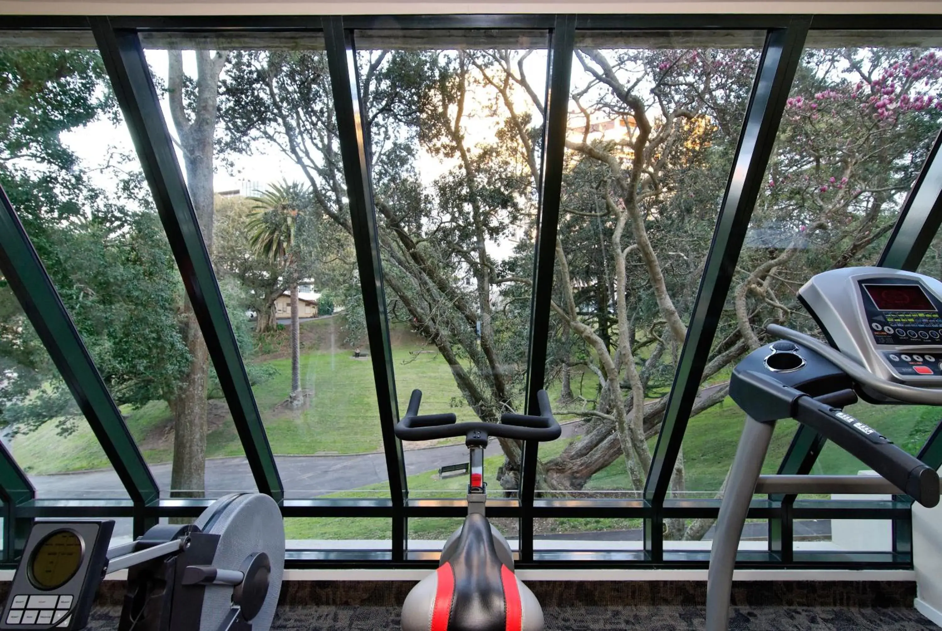 Fitness centre/facilities in Parkside Hotel & Apartments Fitness centre/facilities in Parkside Hotel & Apartments