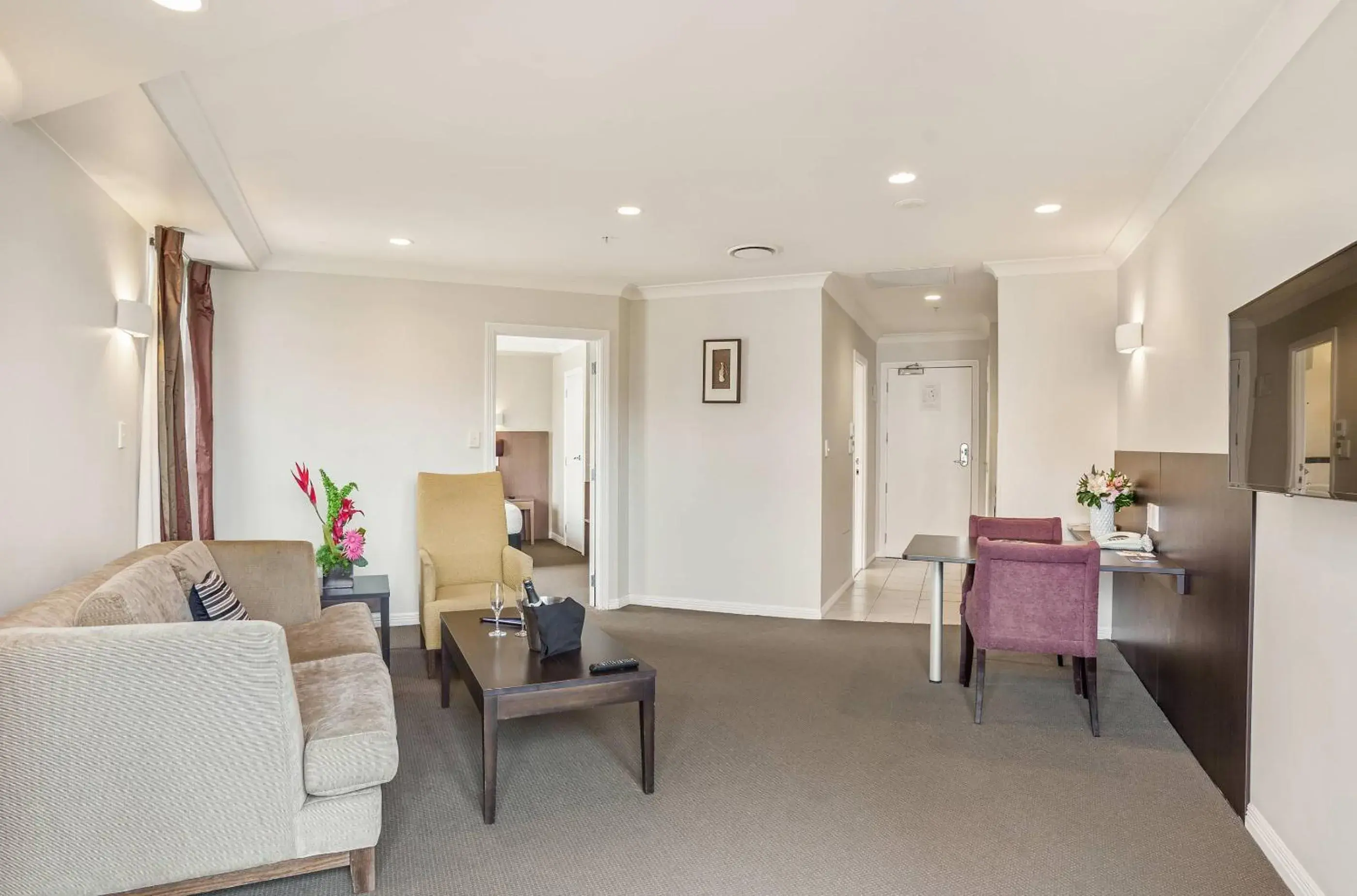 Photo of the whole room in Parkside Hotel & Apartments Photo of the whole room in Parkside Hotel & Apartments