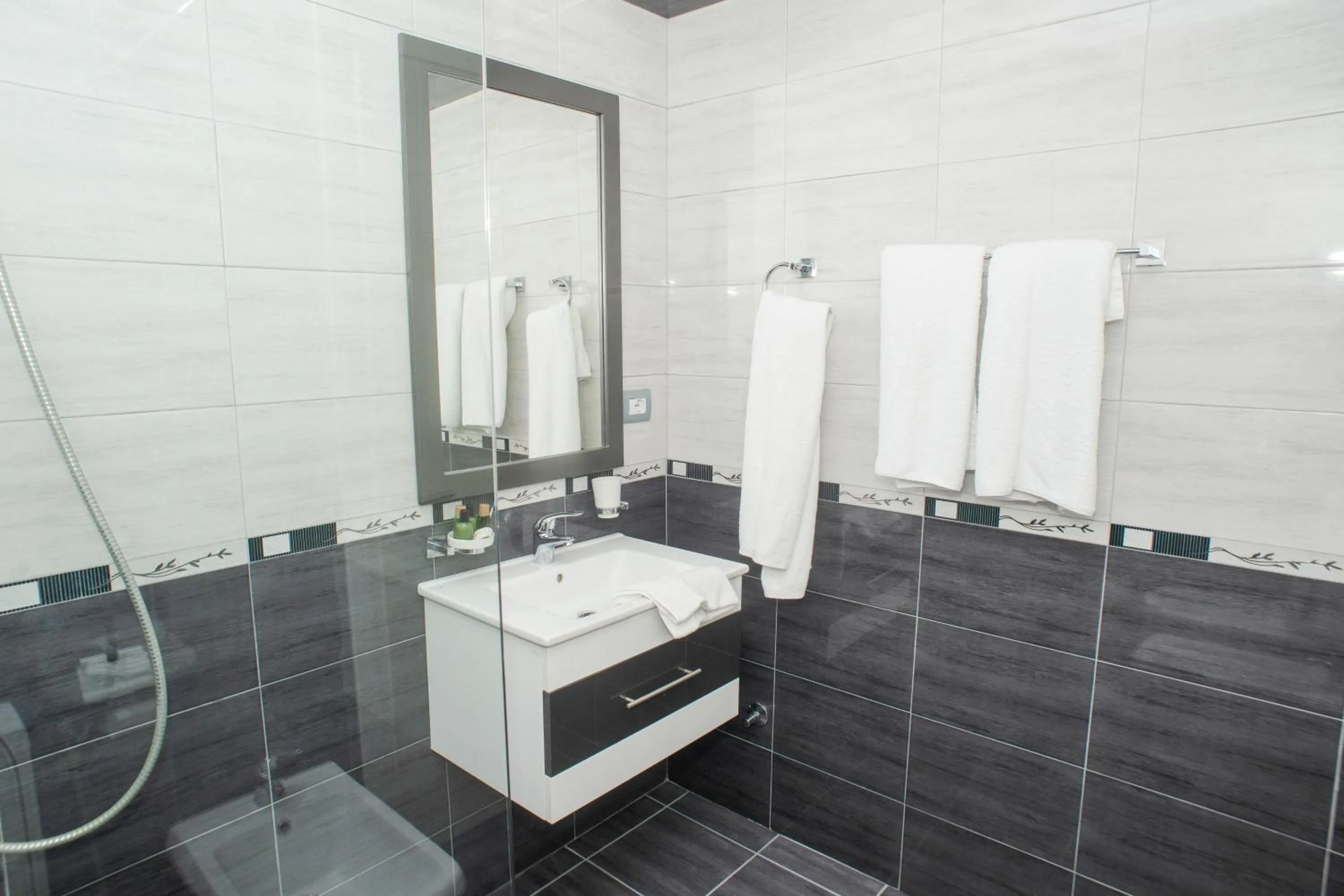 Hotel Saranda International