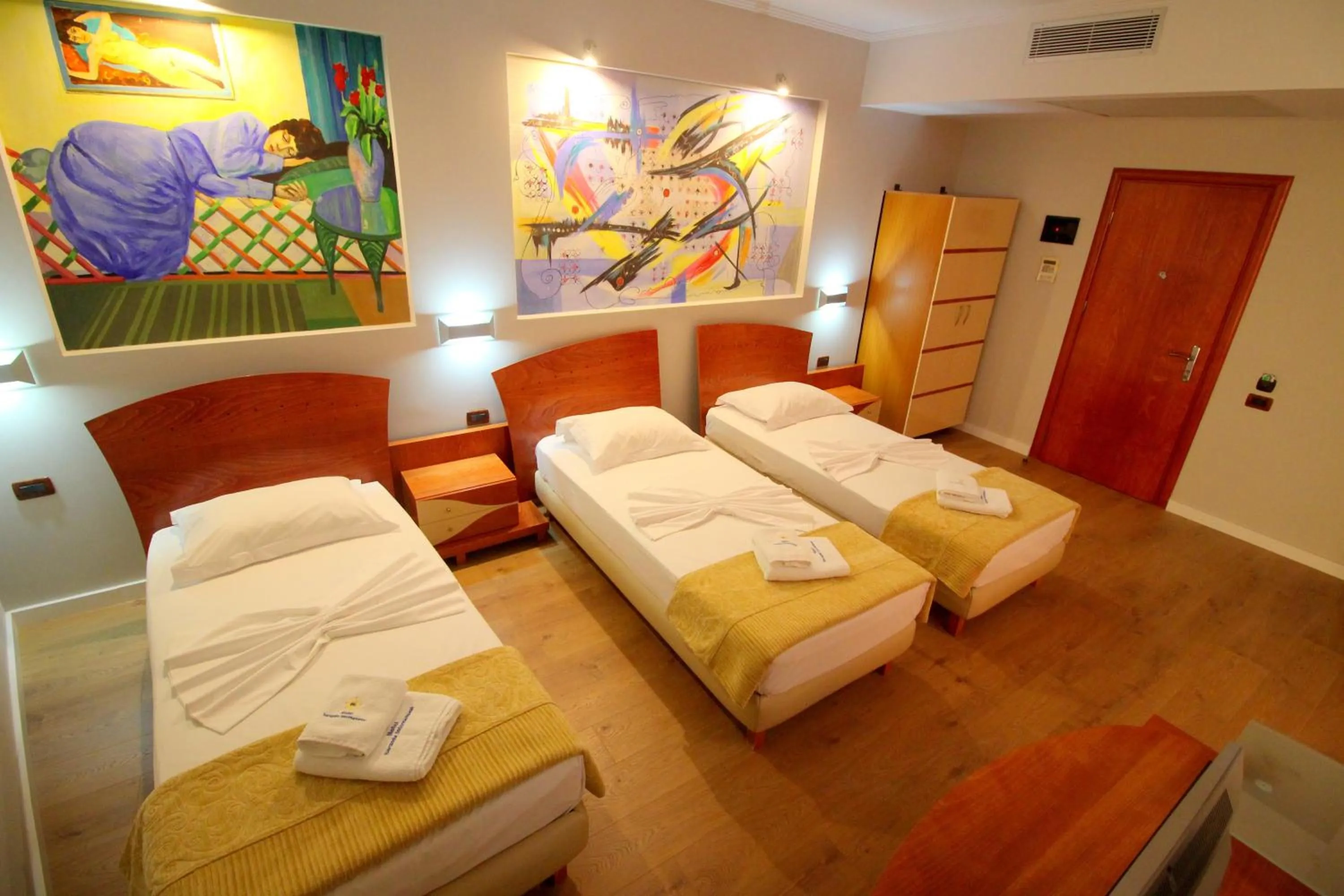 Hotel Saranda International