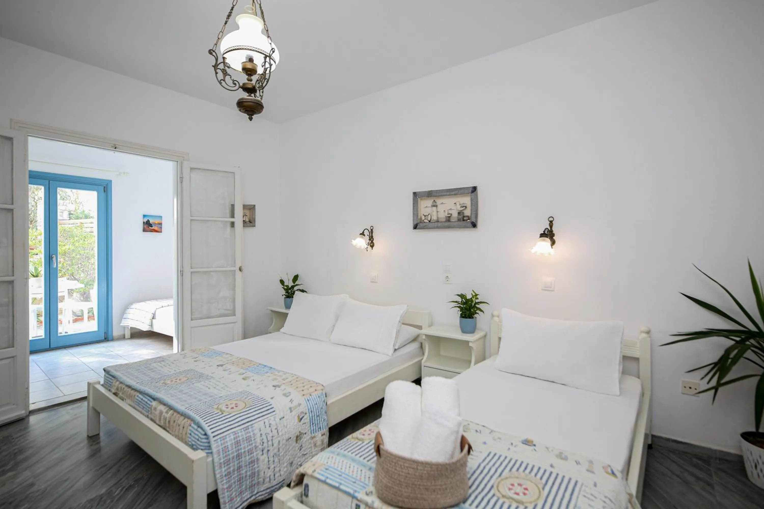 Bed in Augusta Studios & Apartments