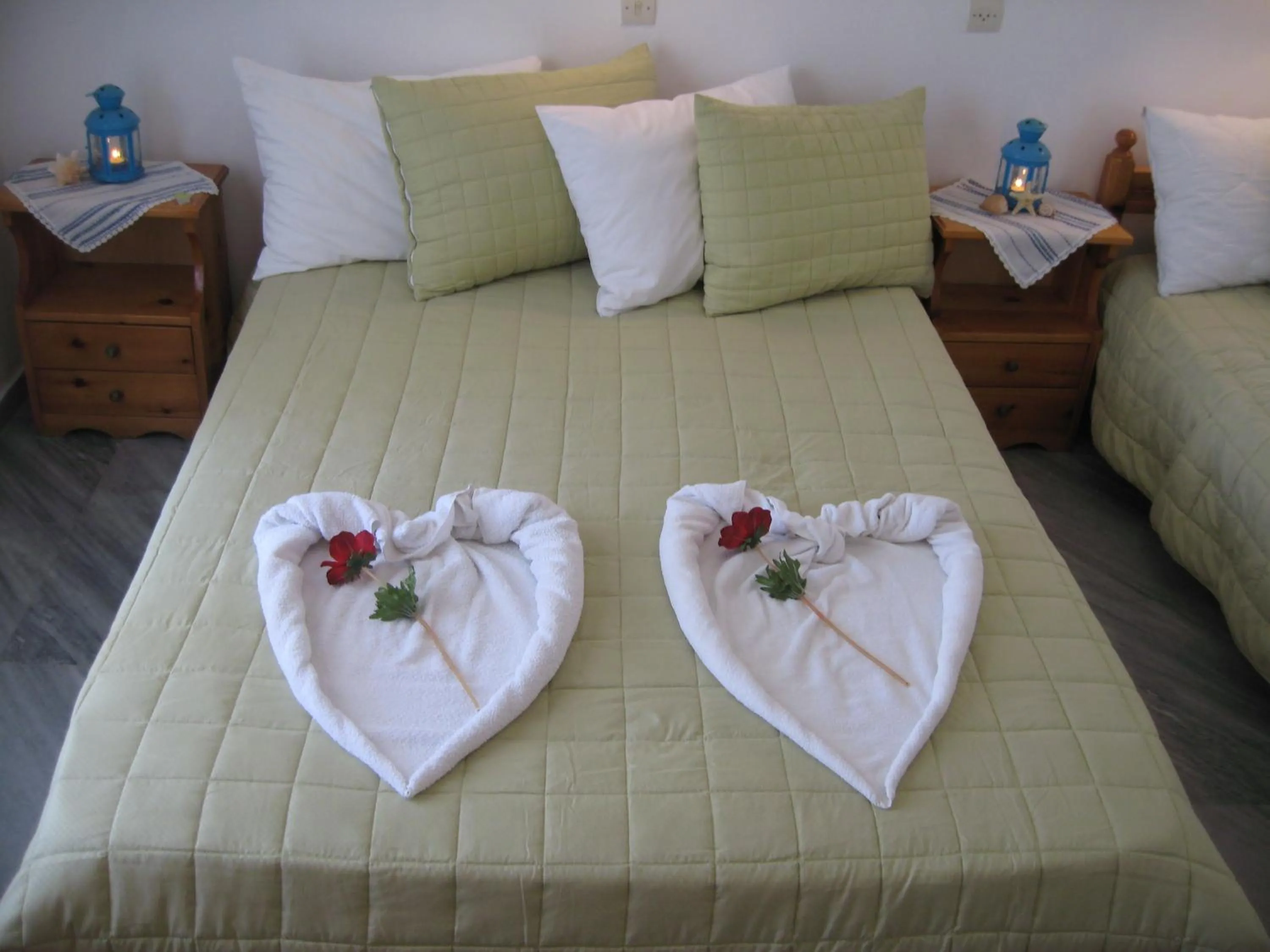 Bed in Augusta Studios & Apartments