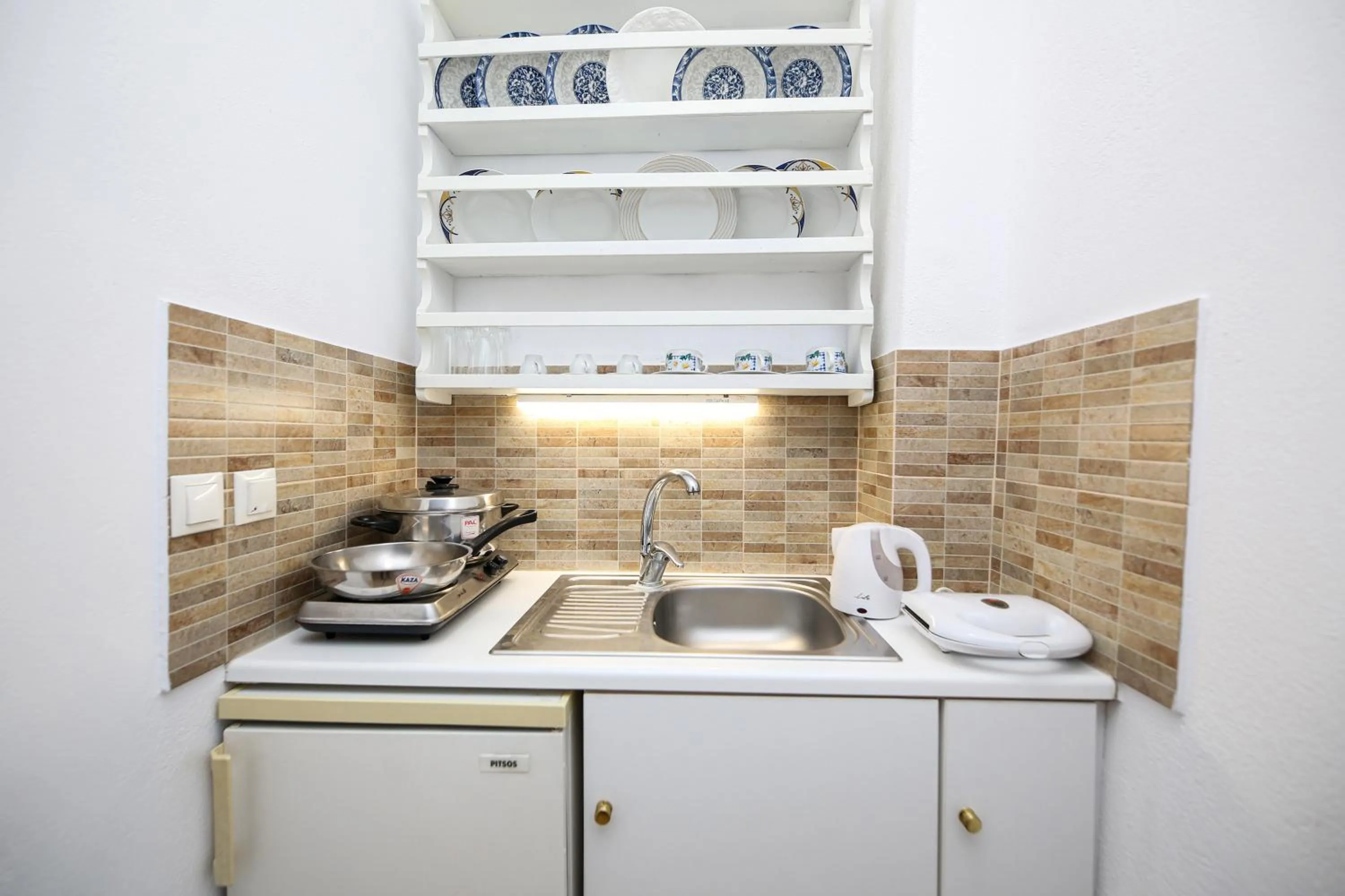 kitchen in Augusta Studios & Apartments