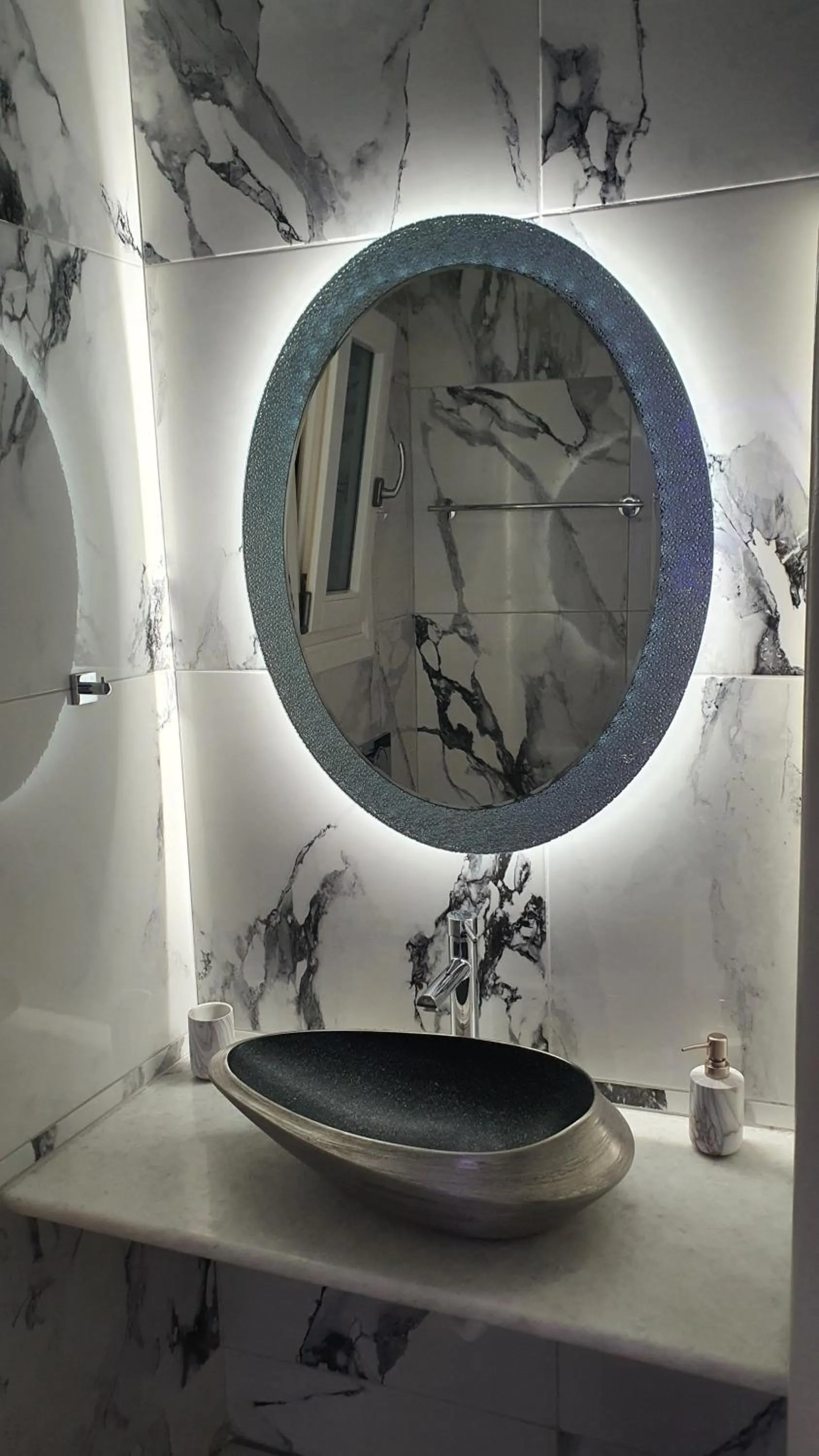 Bathroom in Augusta Studios & Apartments