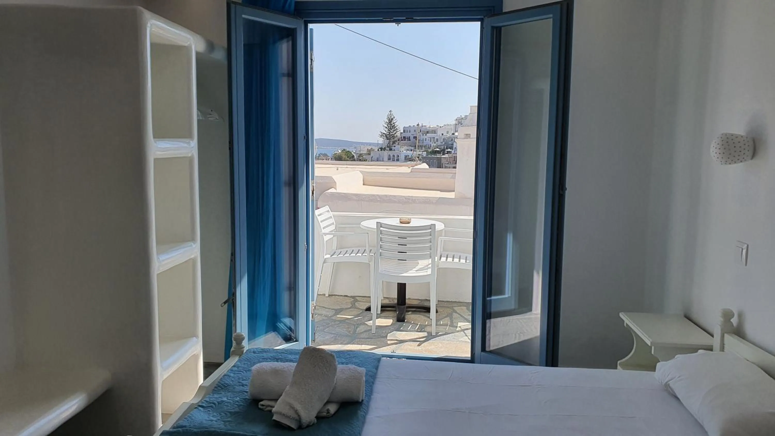 Balcony/Terrace, Bed in Augusta Studios & Apartments
