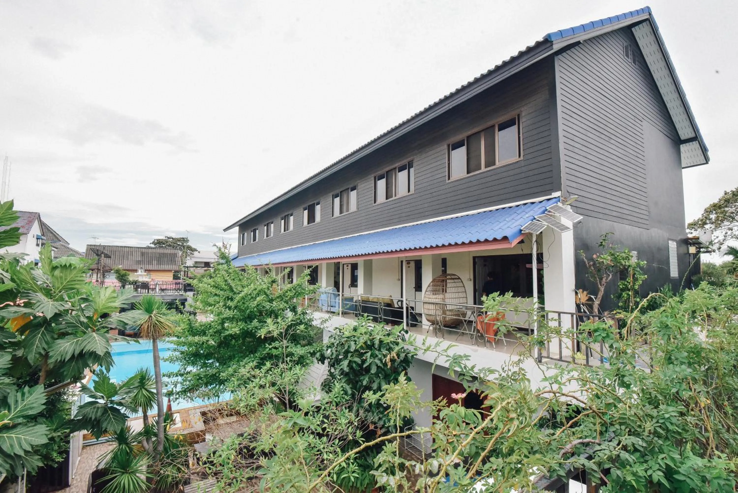 Day in P.U. Inn Resort