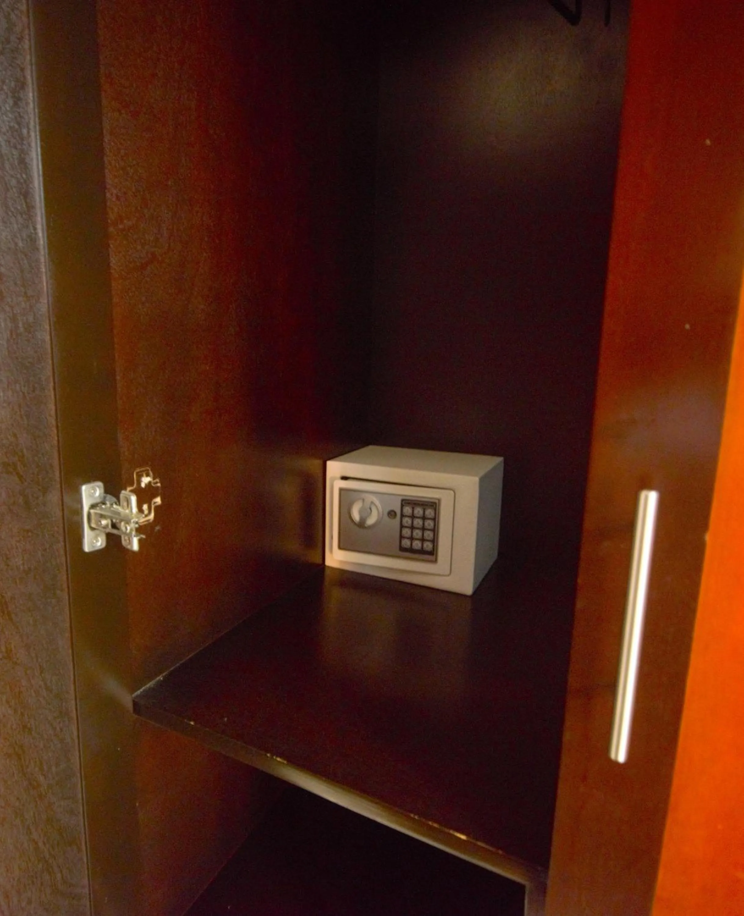 safe in Hotel Gabriella