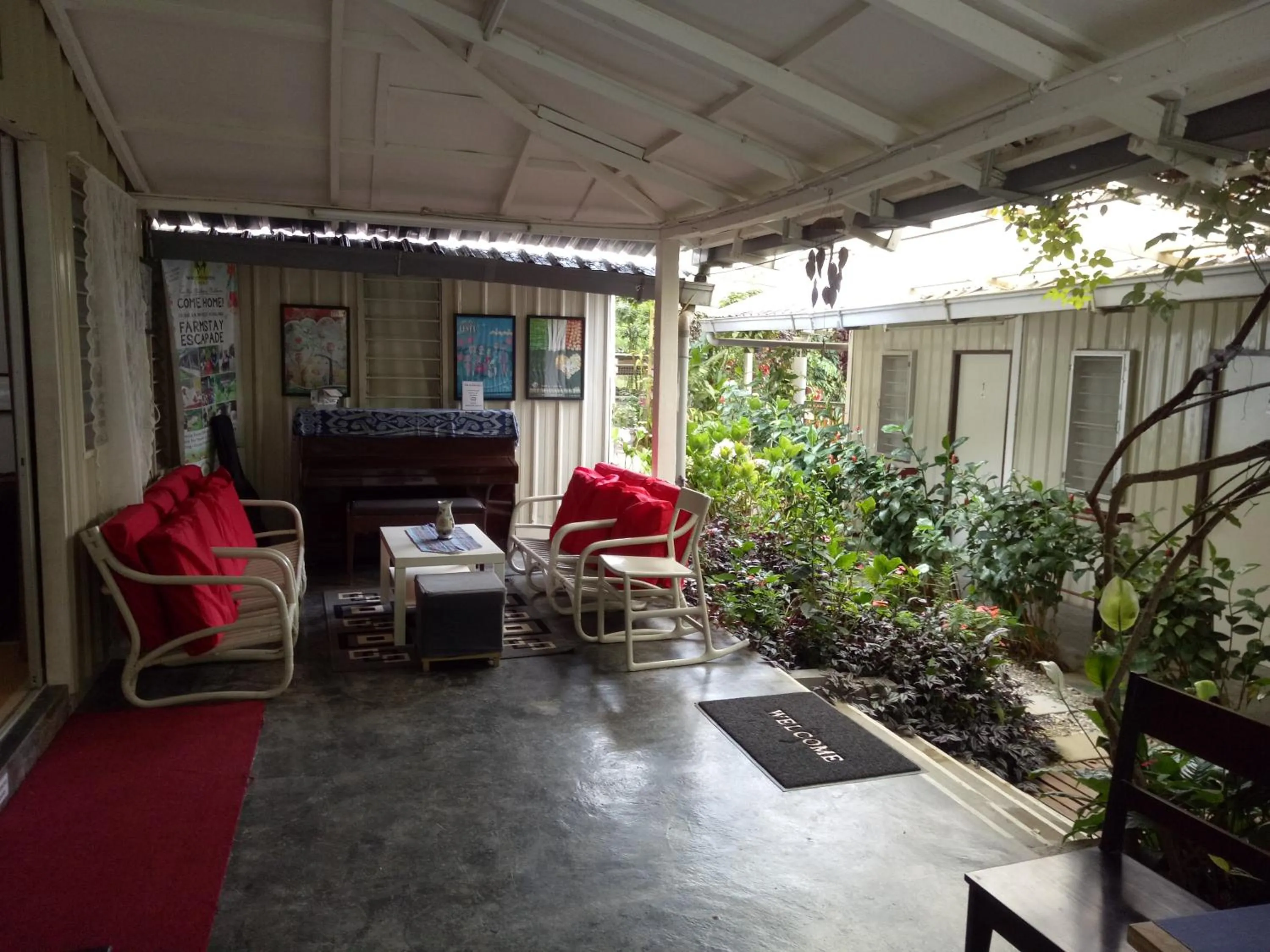 Seating area in Moonriver Lodge