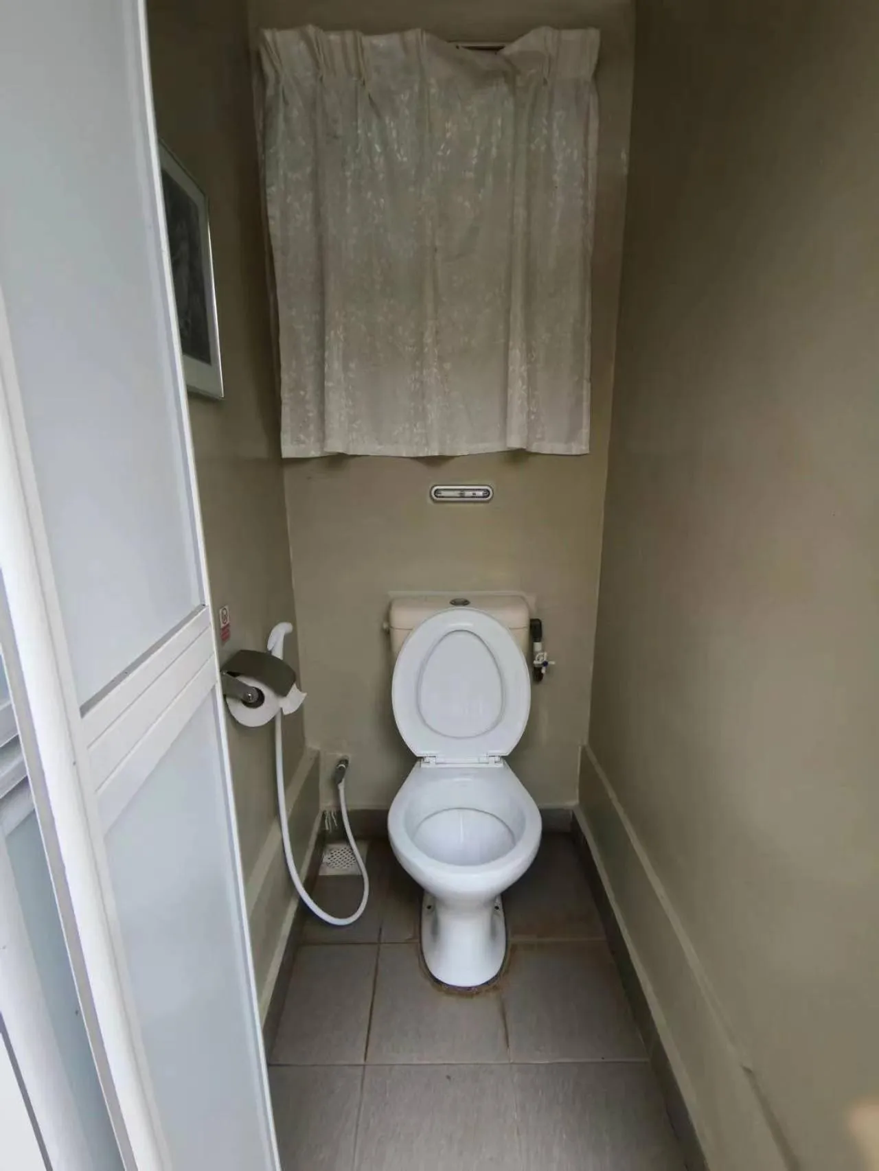 Toilet in Moonriver Lodge