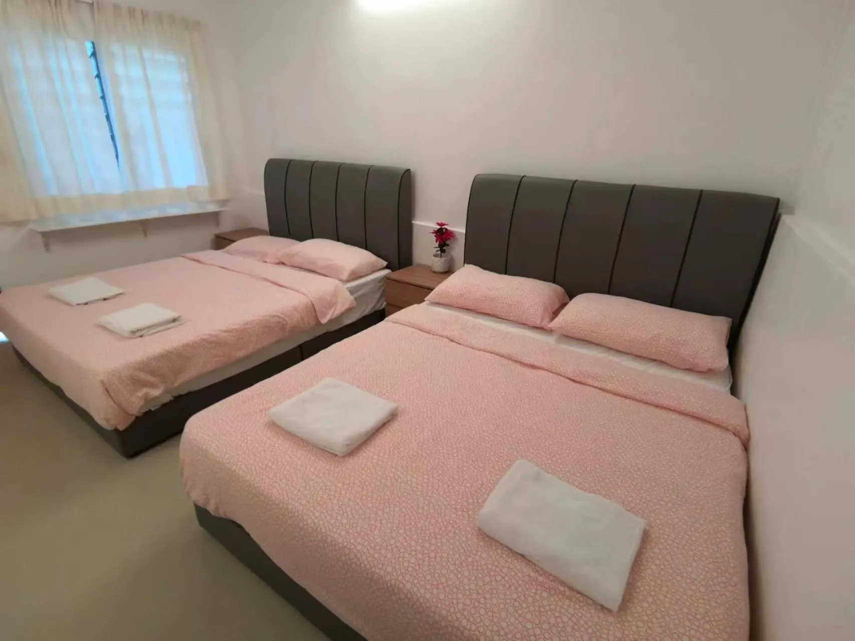 Bed in Moonriver Lodge