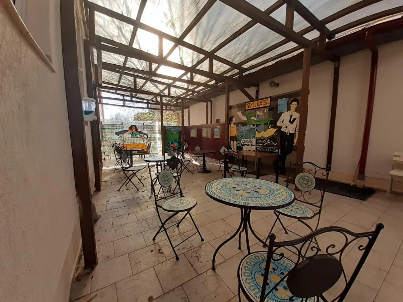 Balcony/Terrace in Taxi Hostel