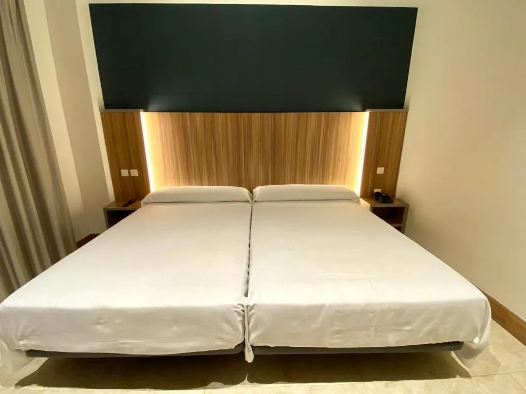 Bed in Hotel Camino Real