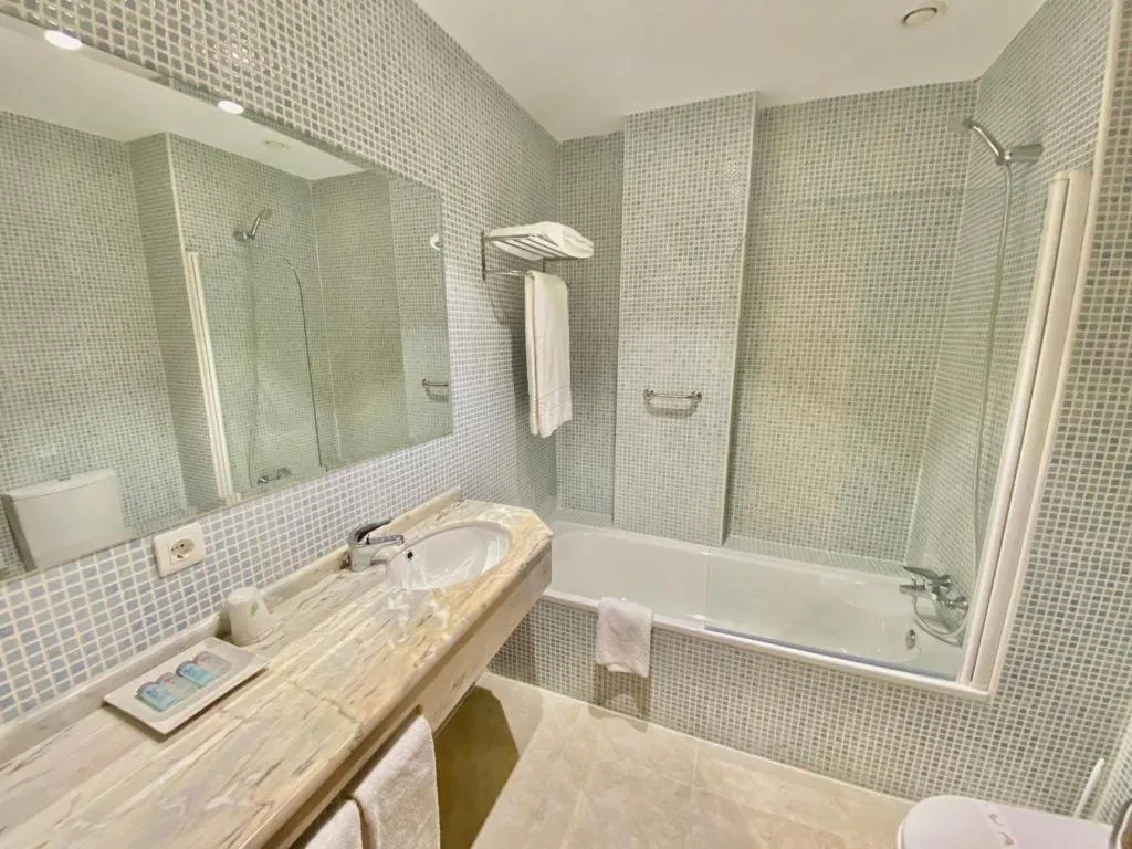 Bathroom in Hotel Camino Real