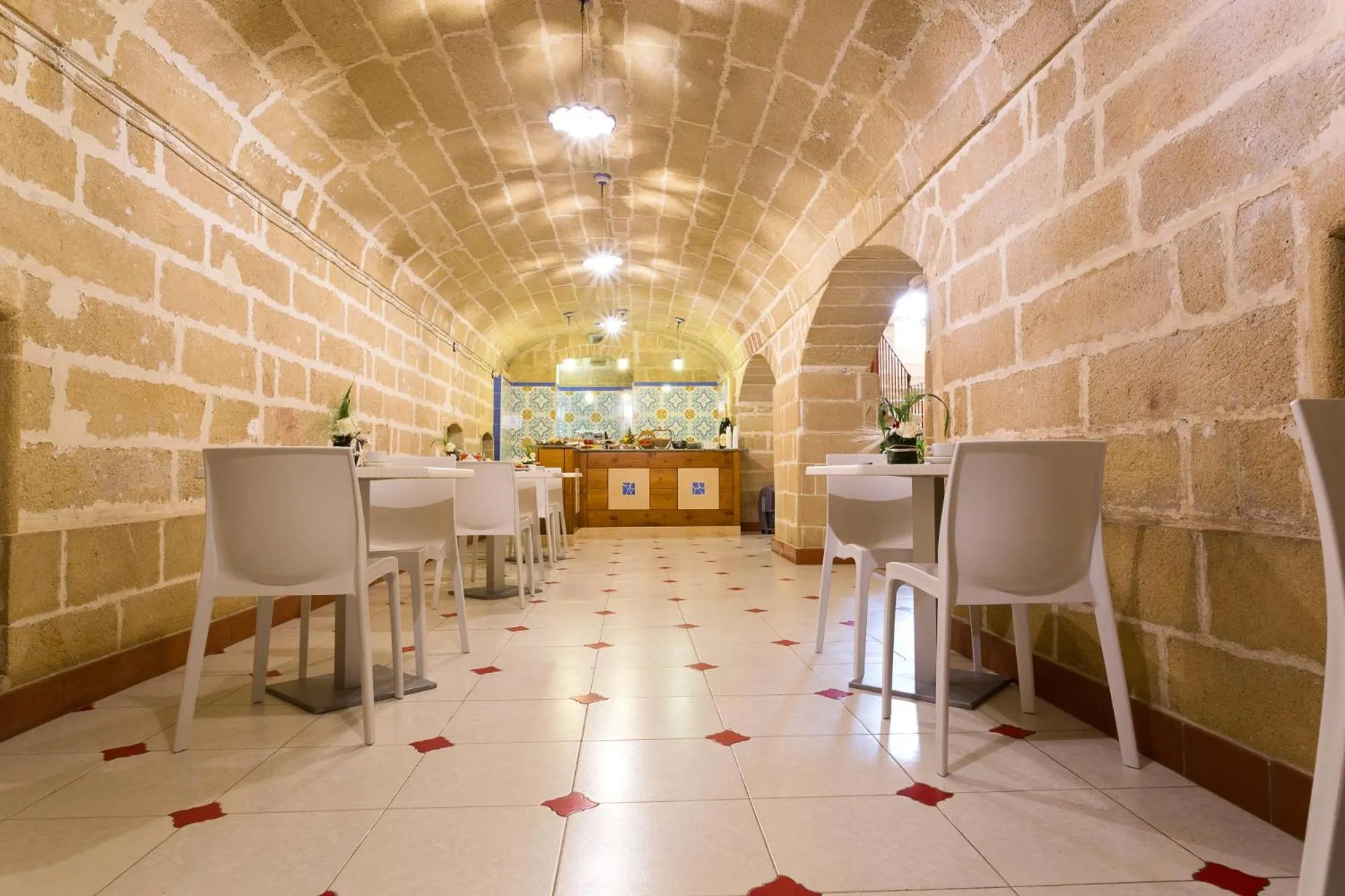 Breakfast, Restaurant/Places to Eat in L'Uomo e il Mare