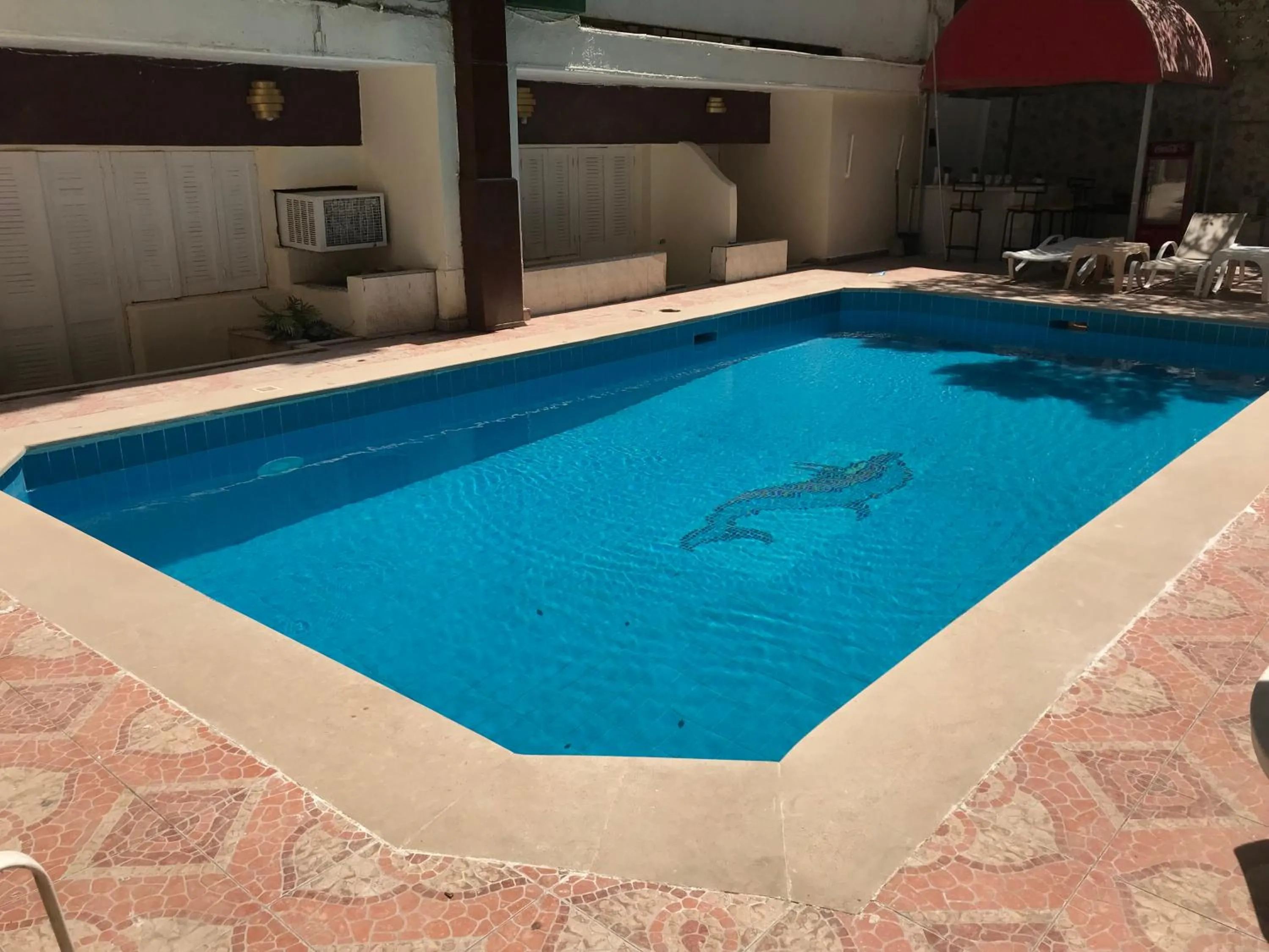 Swimming pool in Indiana Hotel