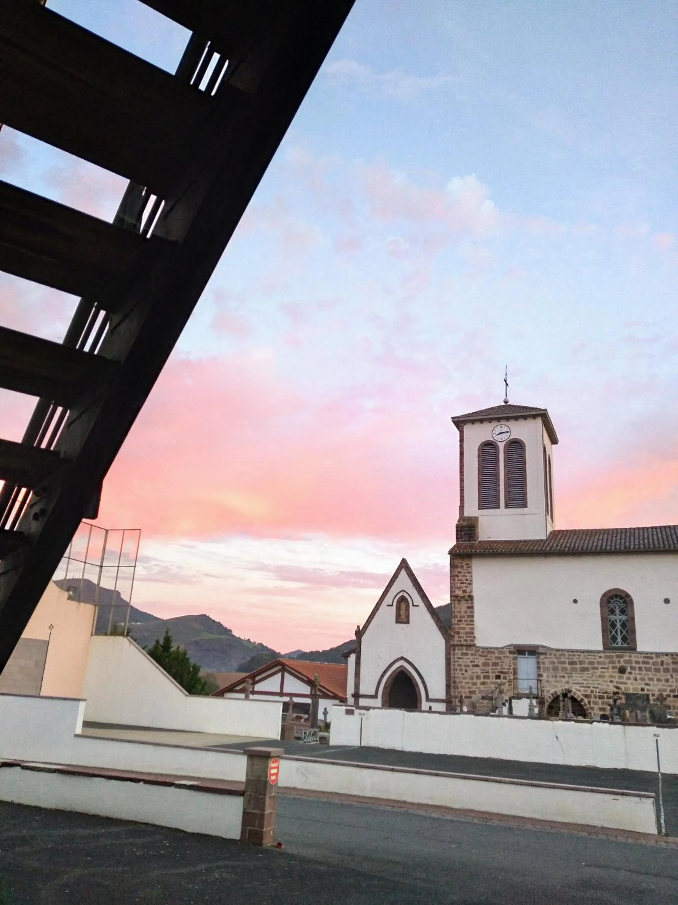 Nearby landmark in Hôtel Camou