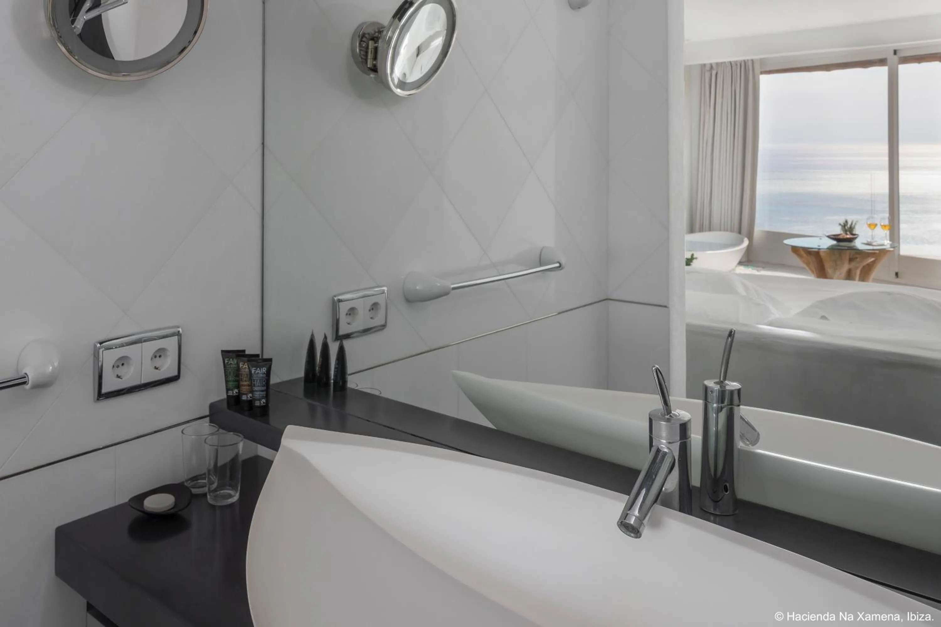 Bathroom, Bed in Hacienda Na Xamena, Ibiza