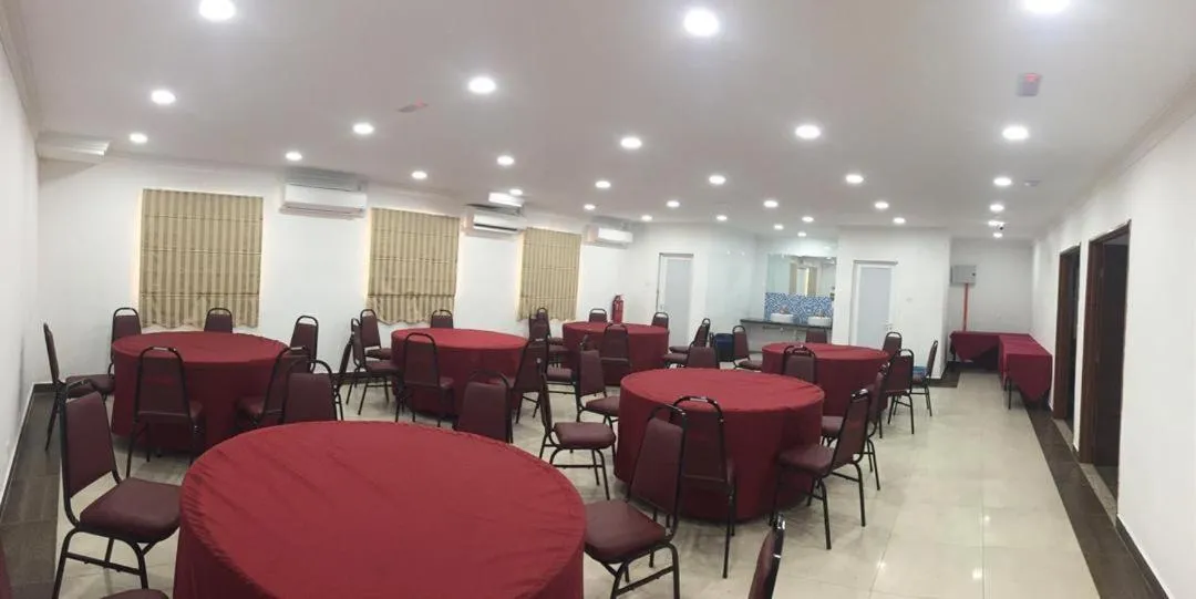 Restaurant/places to eat in Langkawi De Bleu Hotel