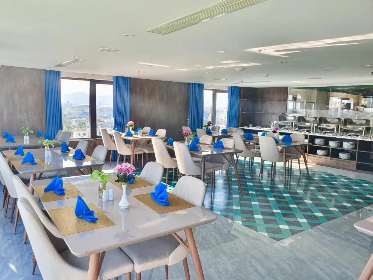 Restaurant/places to eat in Nostalgia Boutique Hotel