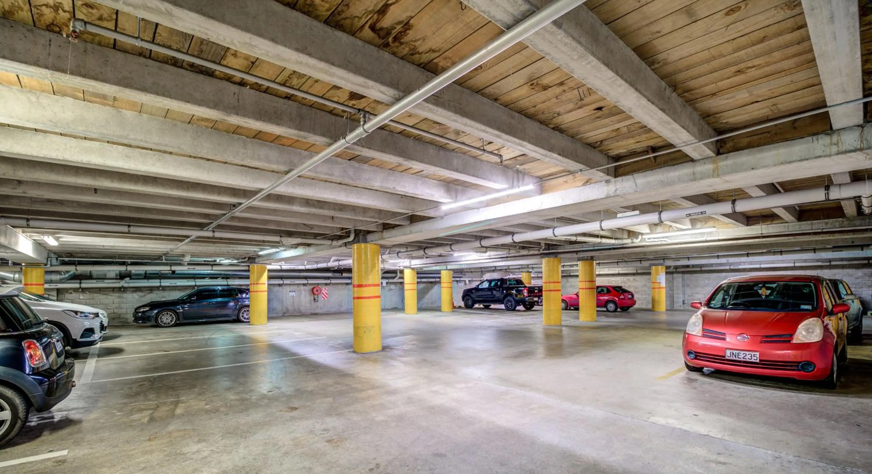 Parking in VR Auckland City