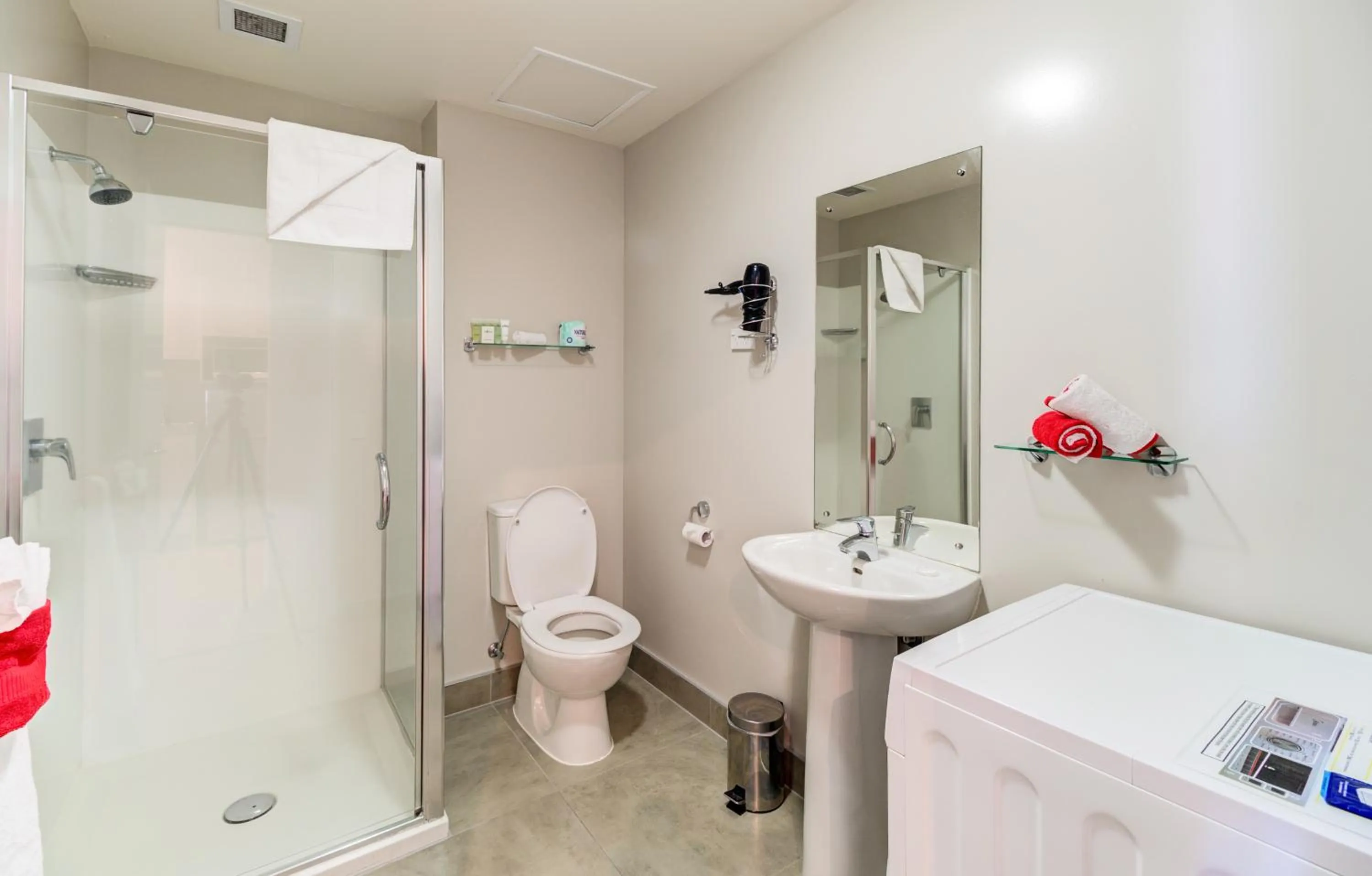 Bathroom in VR Auckland City