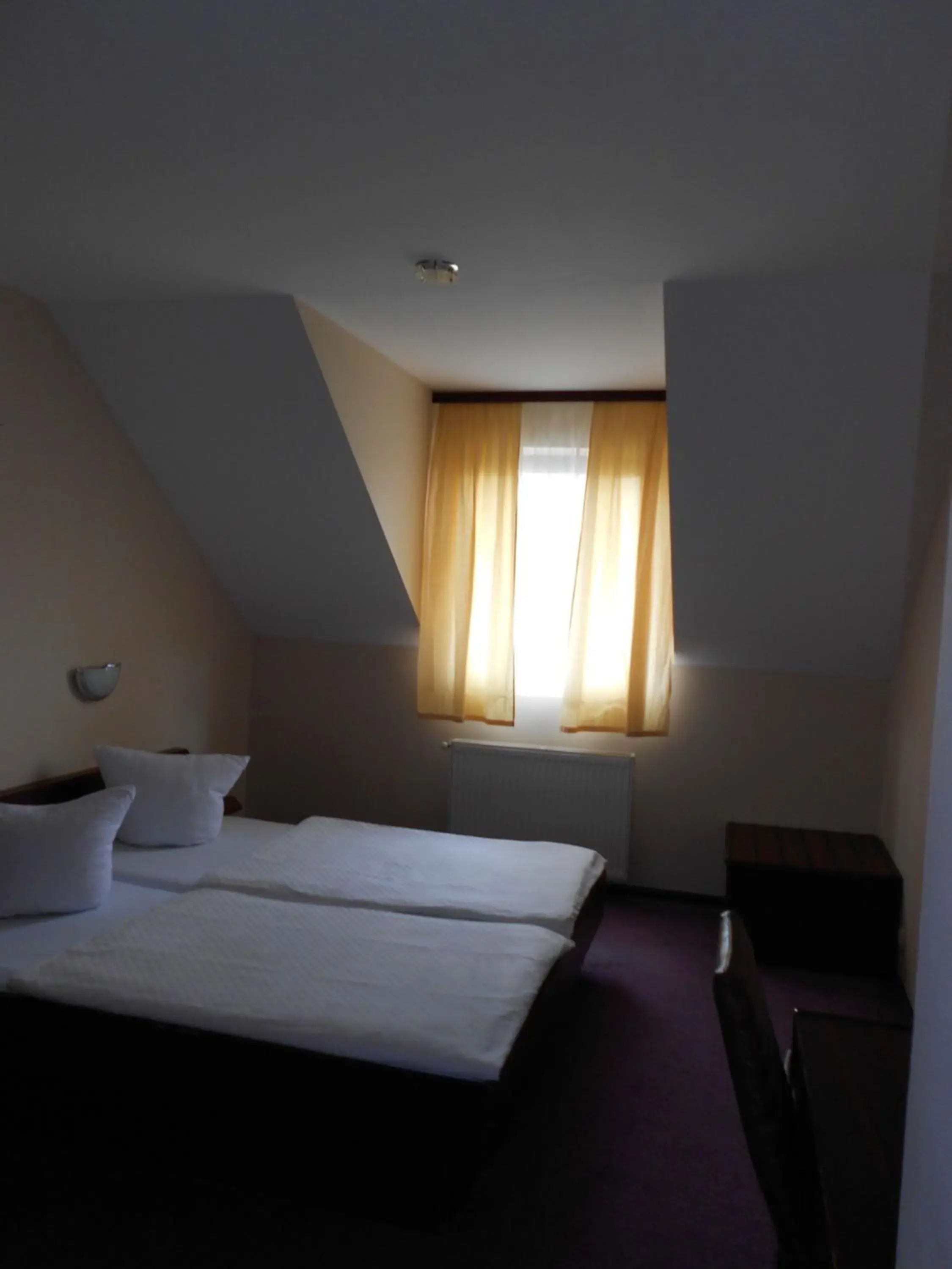Double or Twin Room in Hostel Lan Double or Twin Room in Hostel Lan