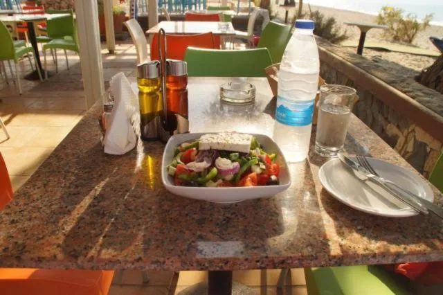 Lunch in Hippokratis Apartments