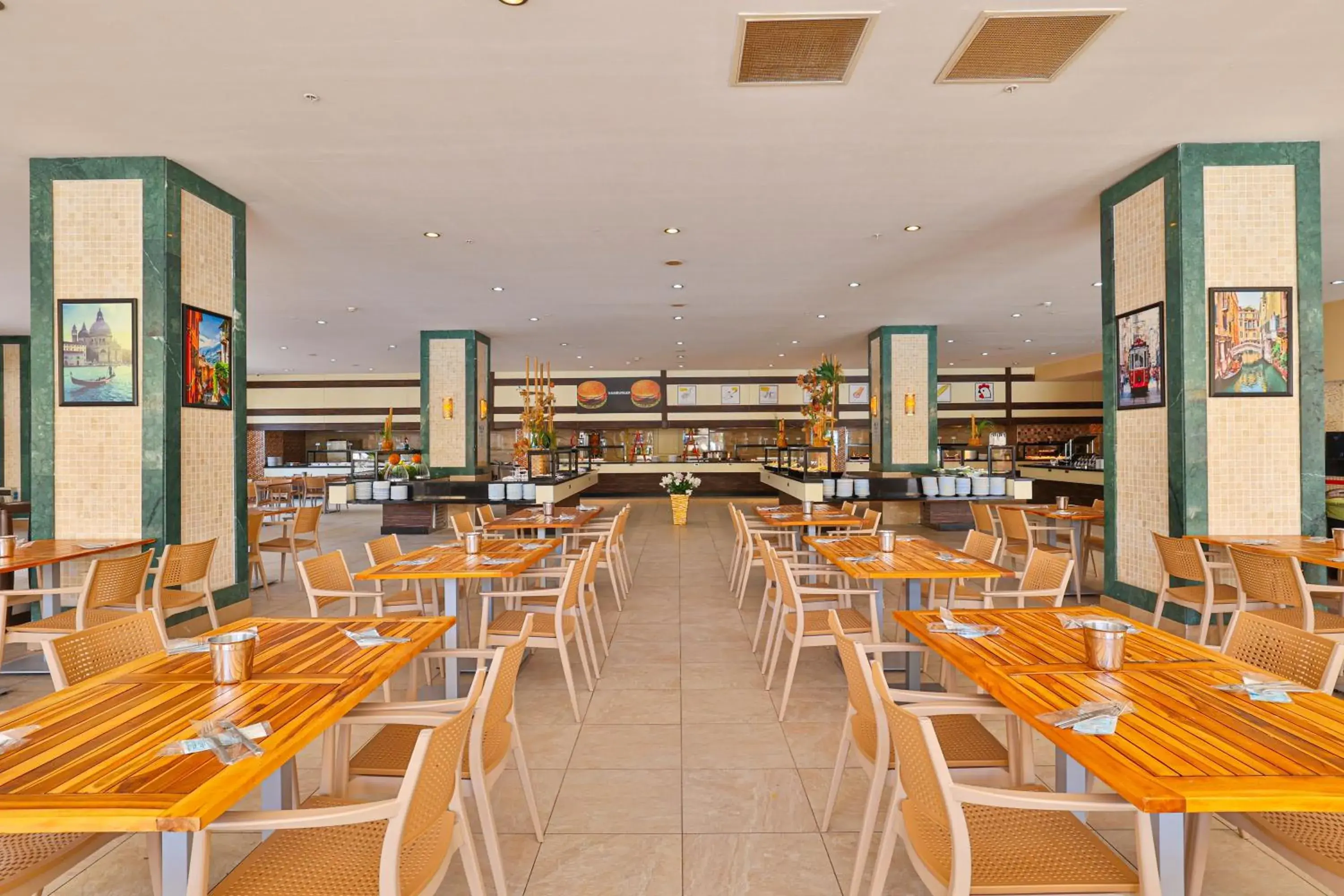 Restaurant/places to eat in Crystal Sunset Luxury Resort & Spa - Ultimate All Inclusive Restaurant/places to eat in Crystal Sunset Luxury Resort & Spa - Ultimate All Inclusive