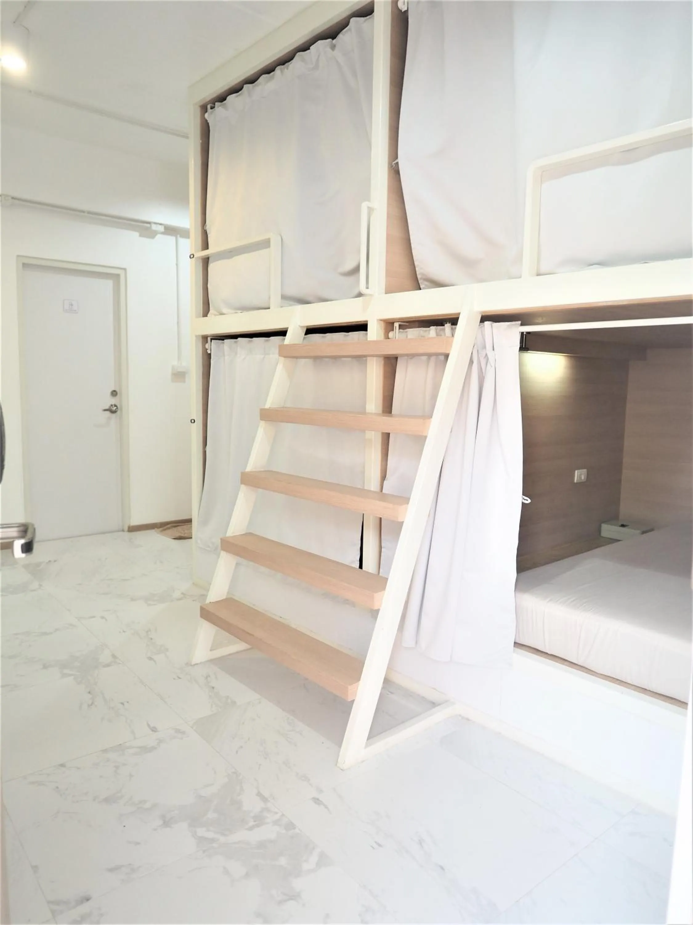 Bed in Nornnuea @ Inthanon