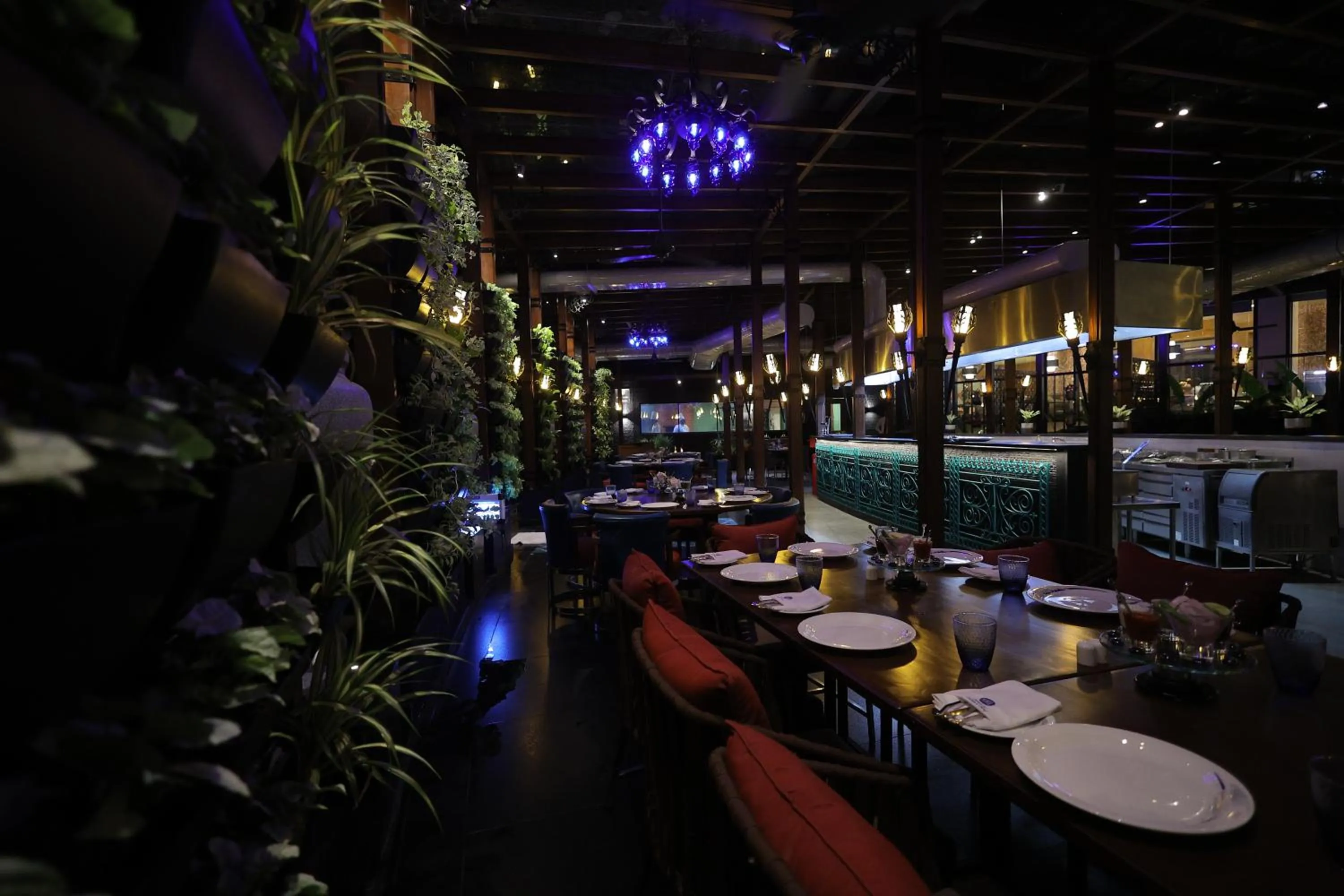 Restaurant/places to eat in Radisson Salem