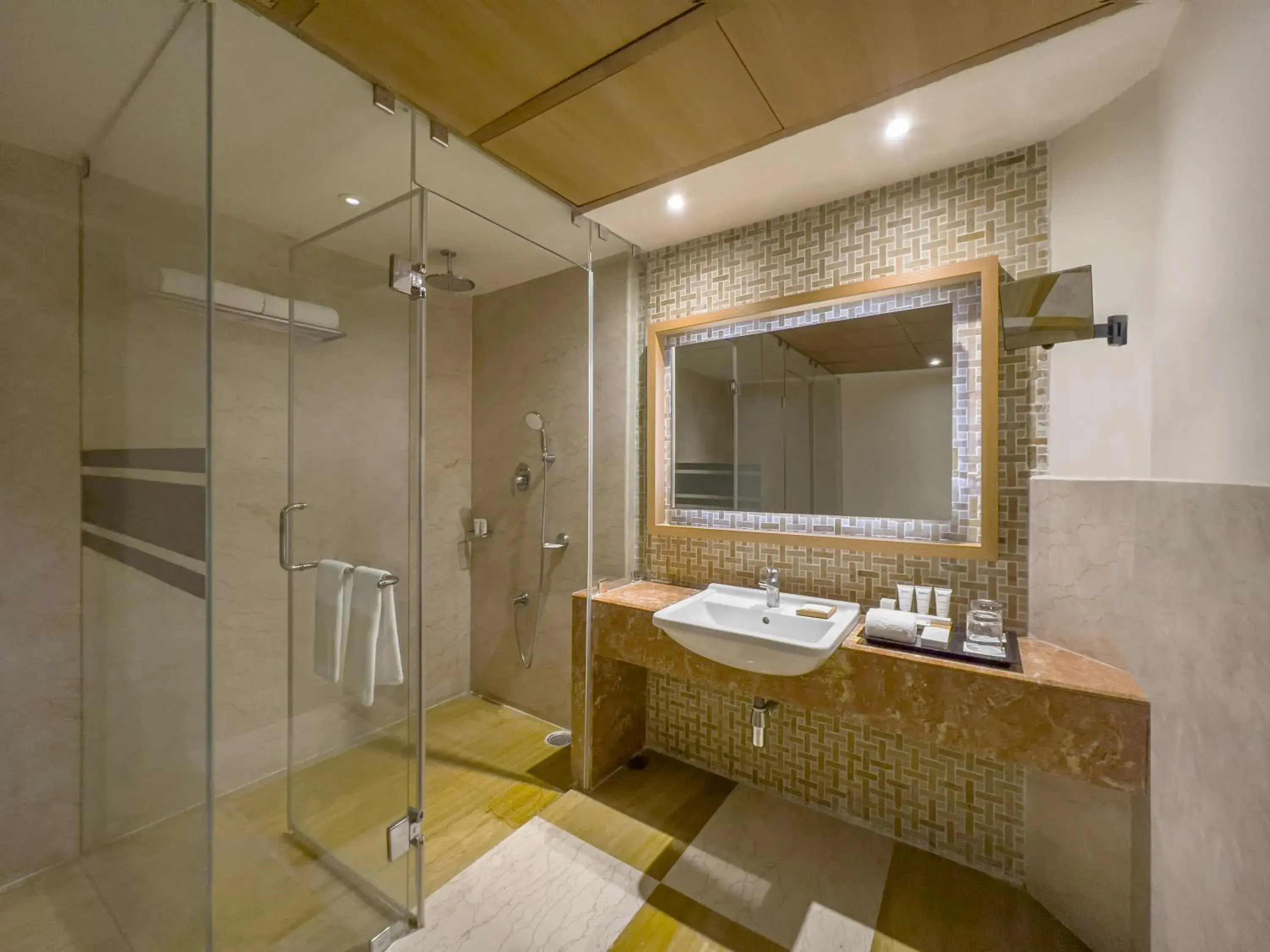 Bathroom in Radisson Salem Bathroom in Radisson Salem