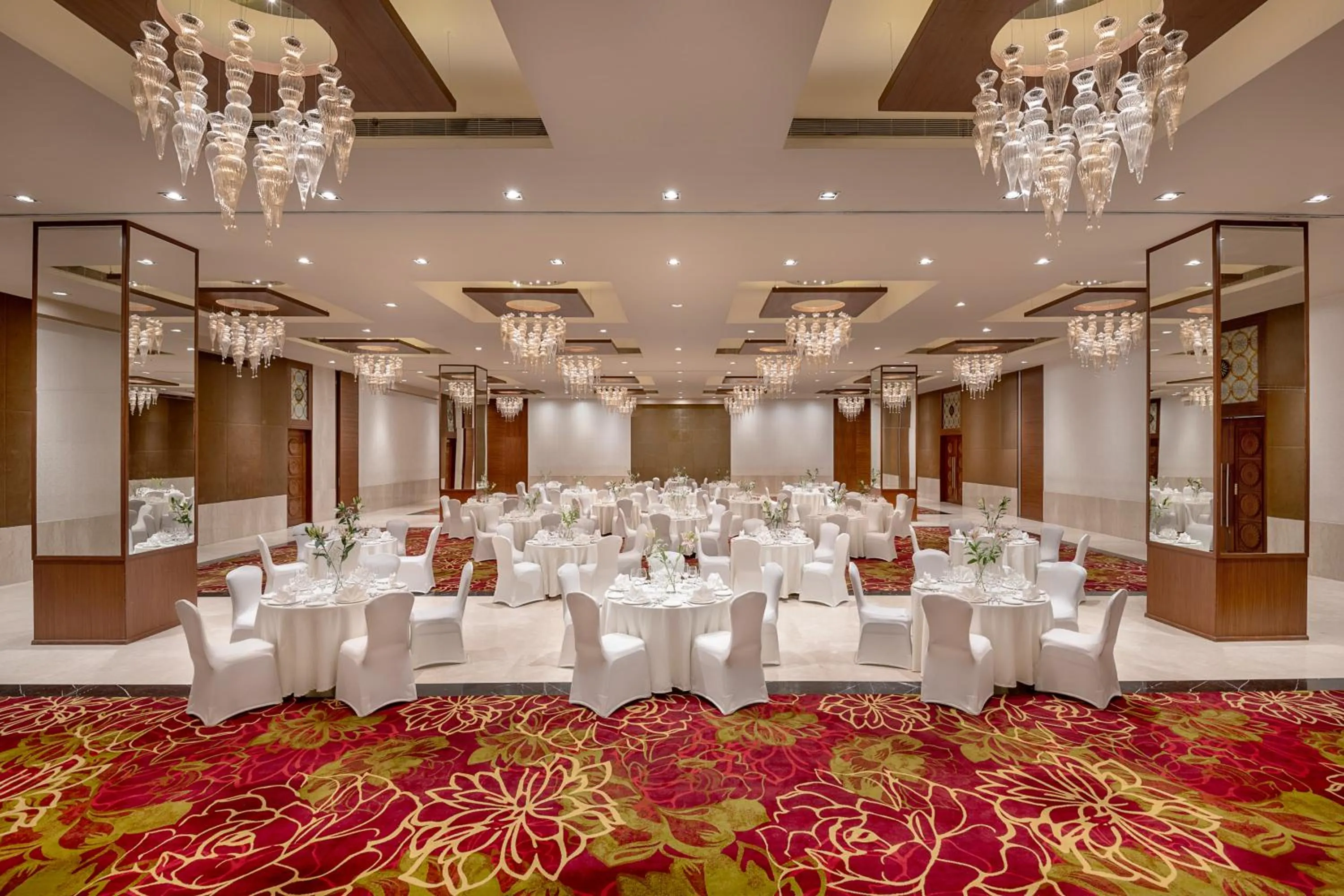 Banquet/Function facilities in Radisson Salem