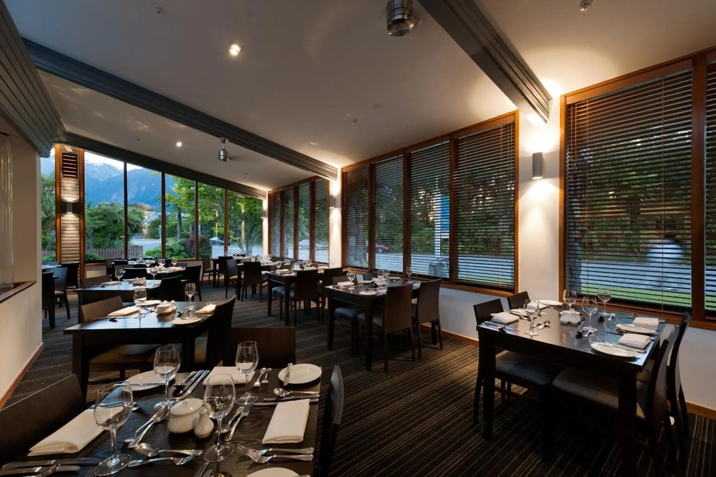 Restaurant/places to eat in Scenic Hotel Franz Josef Glacier Restaurant/places to eat in Scenic Hotel Franz Josef Glacier