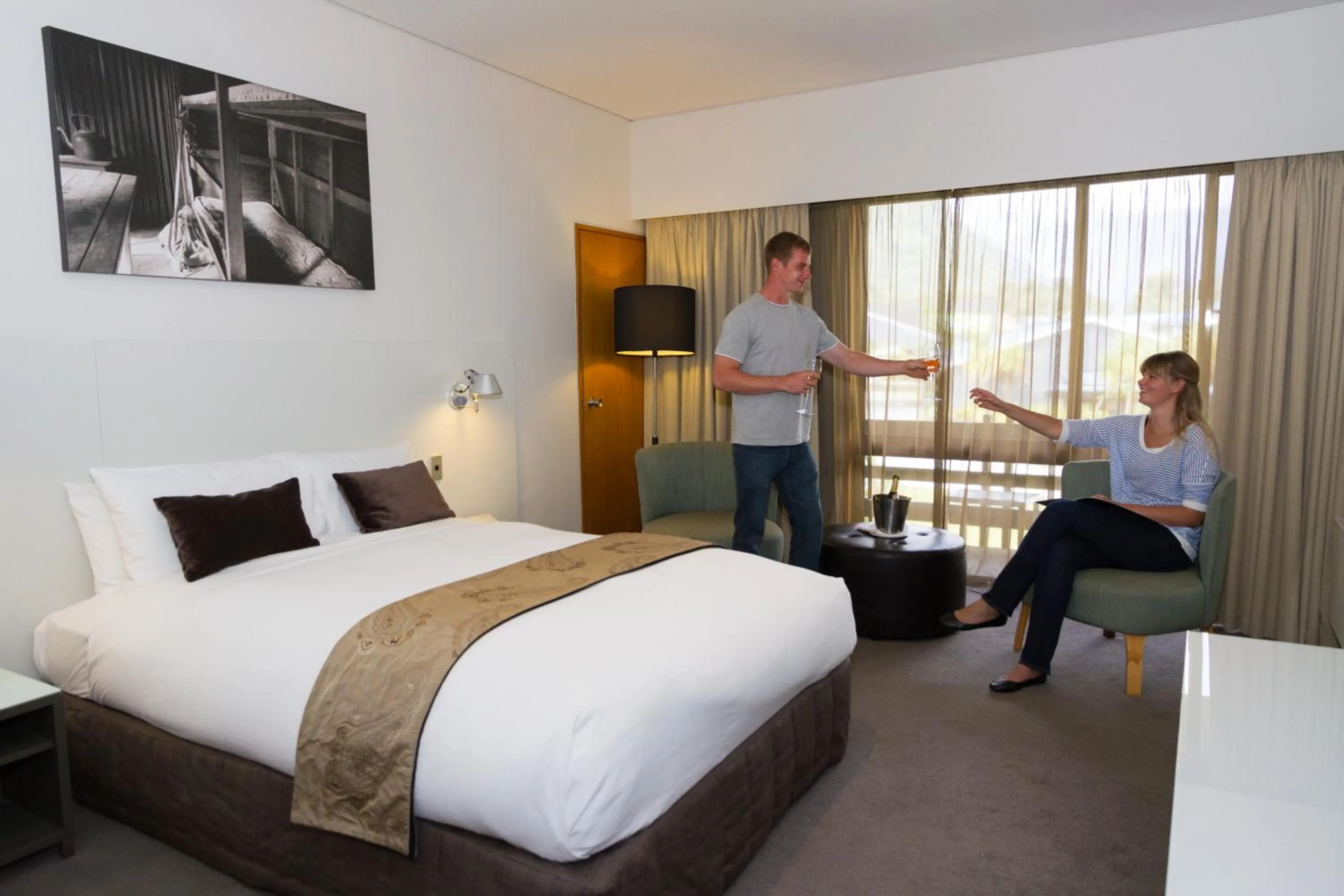 Bedroom, Bed in Scenic Hotel Franz Josef Glacier