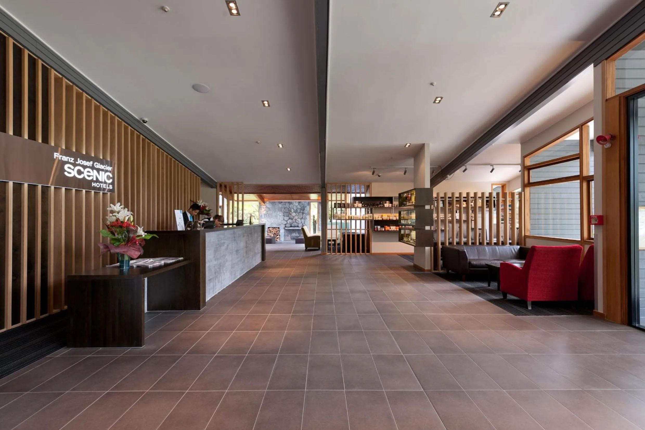Lobby or reception in Scenic Hotel Franz Josef Glacier