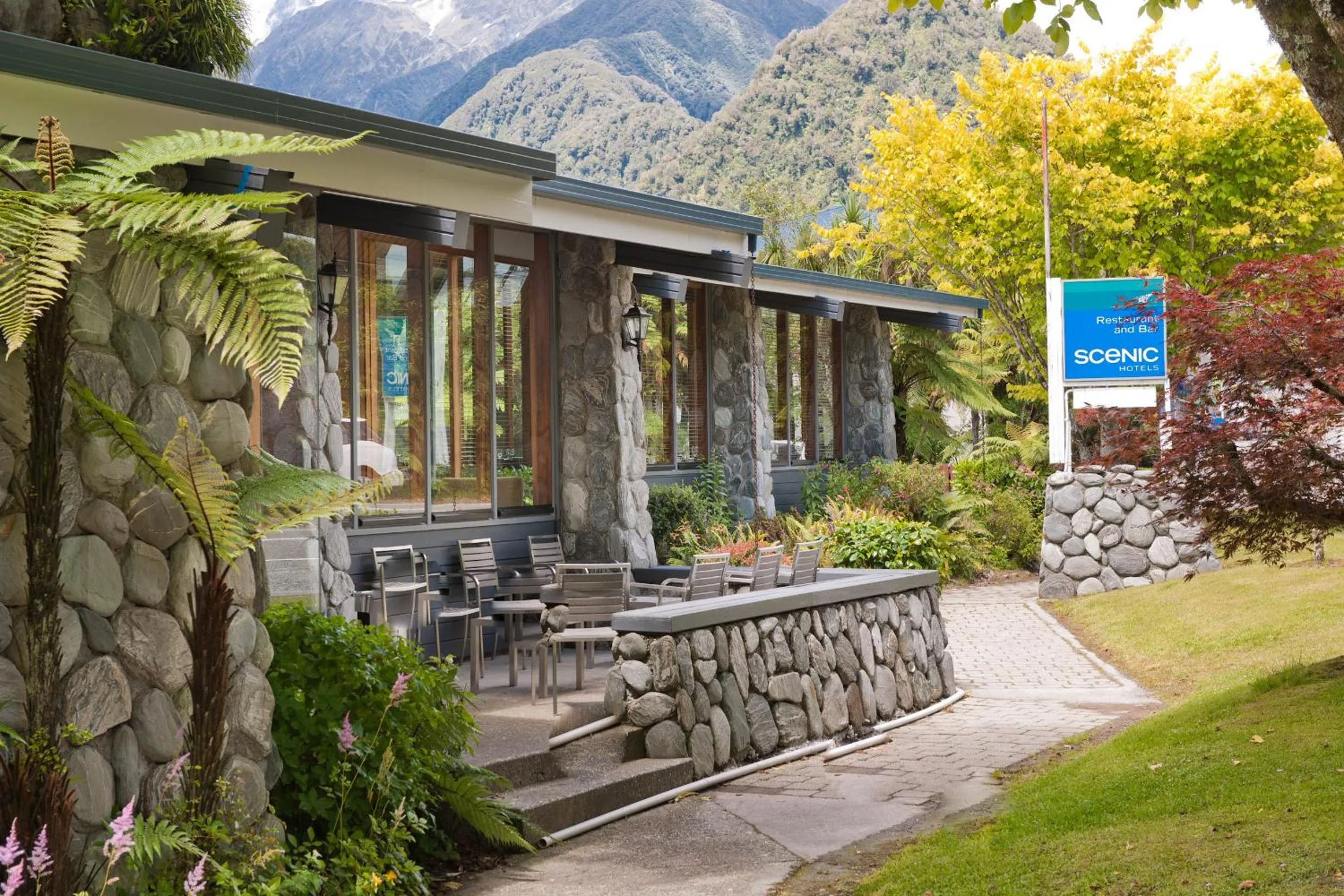Facade/entrance in Scenic Hotel Franz Josef Glacier