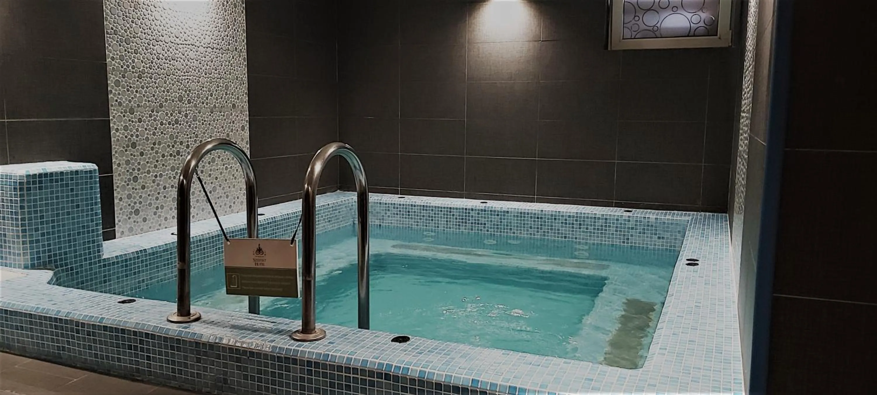 Hot Tub in Hotel Szeifert