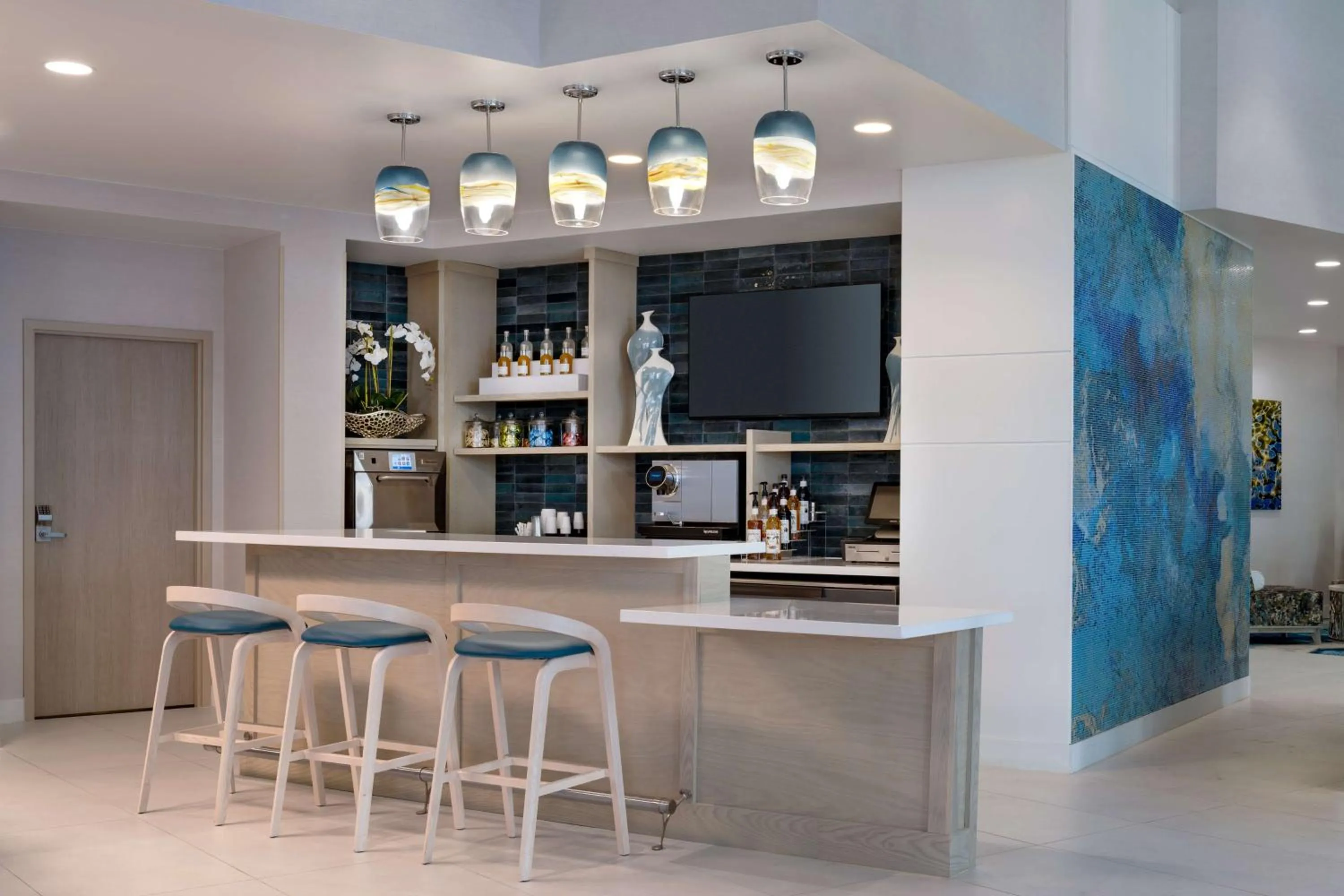 Restaurant/places to eat in Hyatt Place Delray Beach