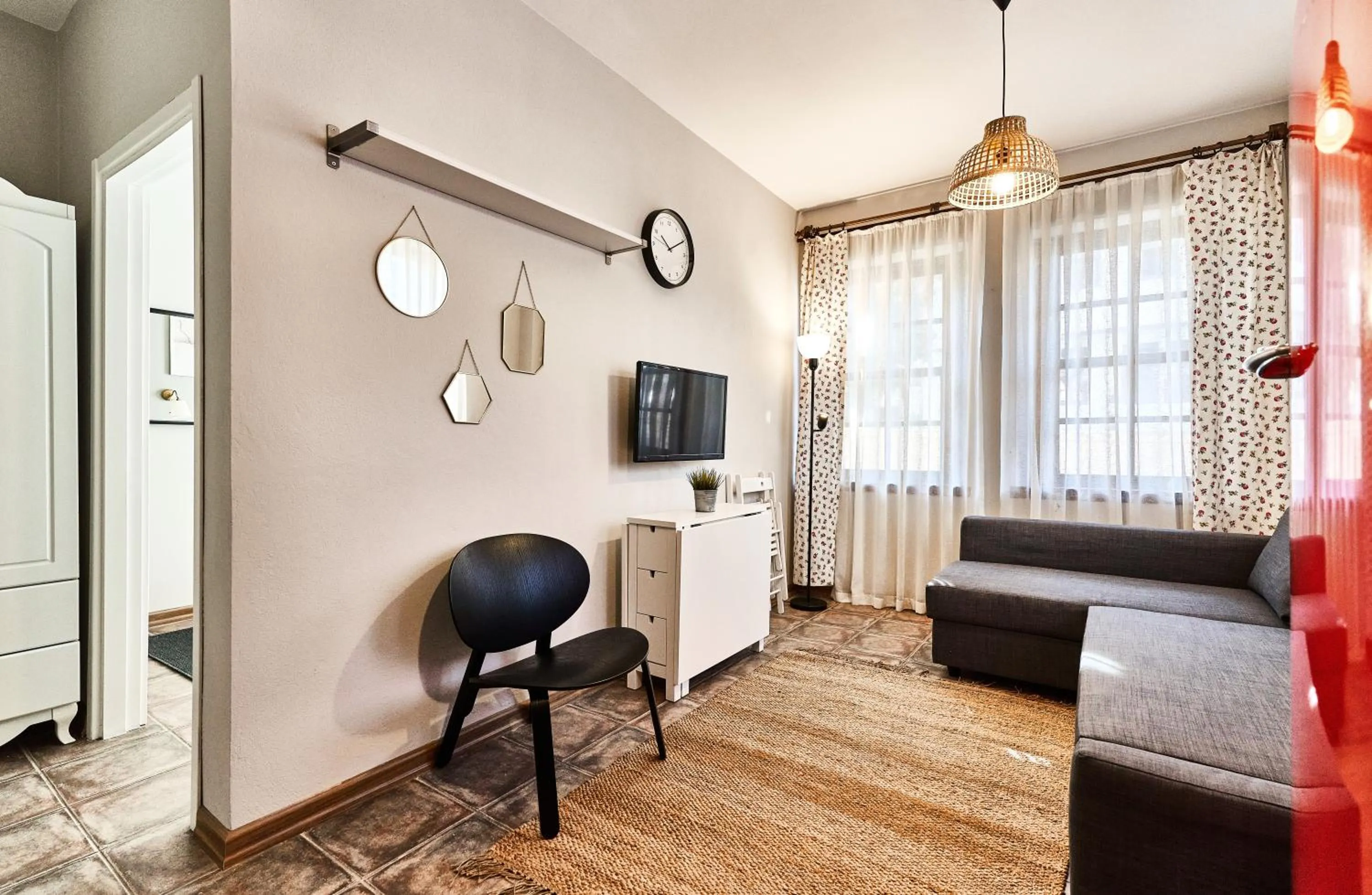 TV and multimedia in Cicerone Apart