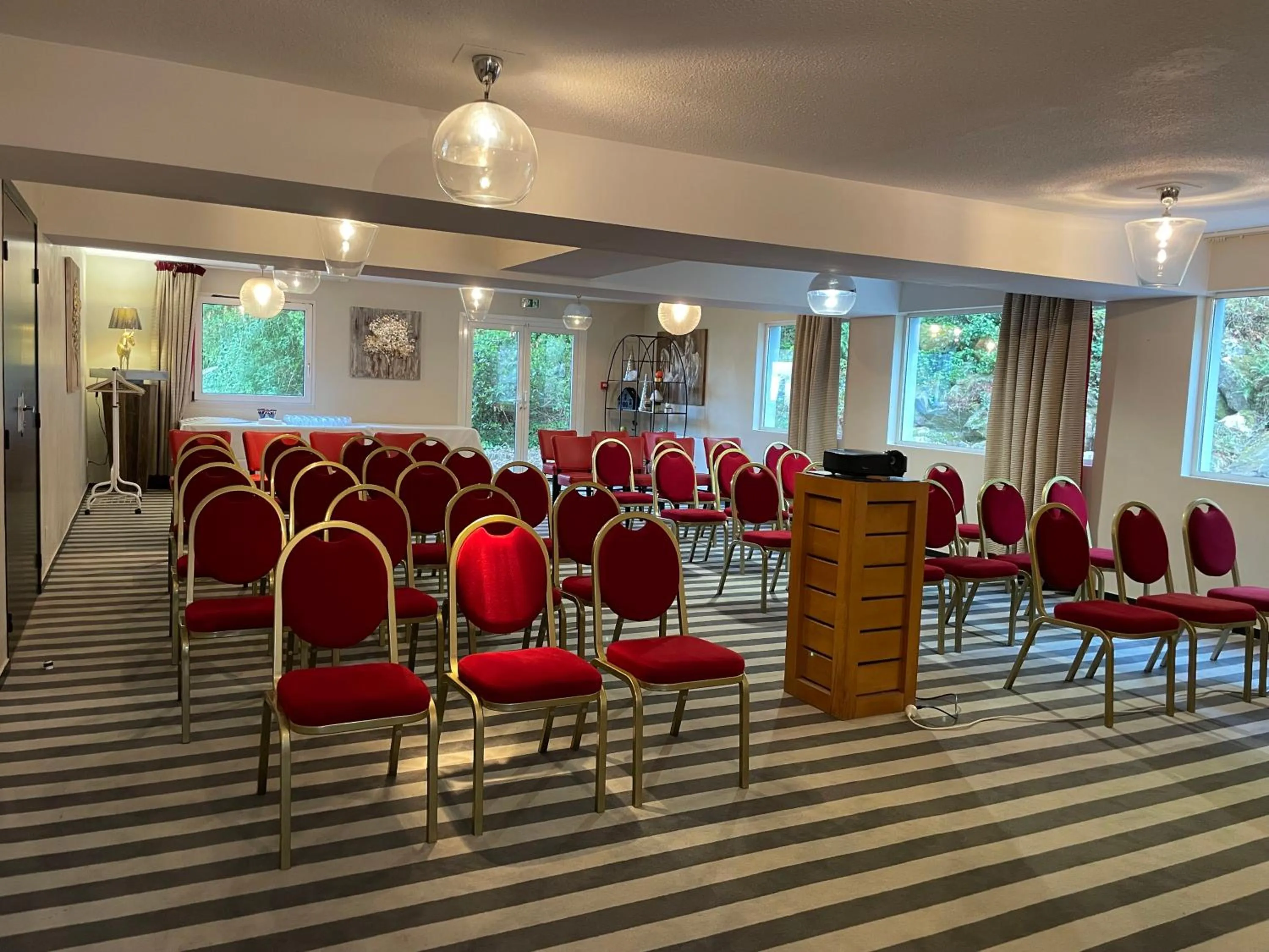 Meeting/conference room in LE M HOTEL & SPA HONFLEUR