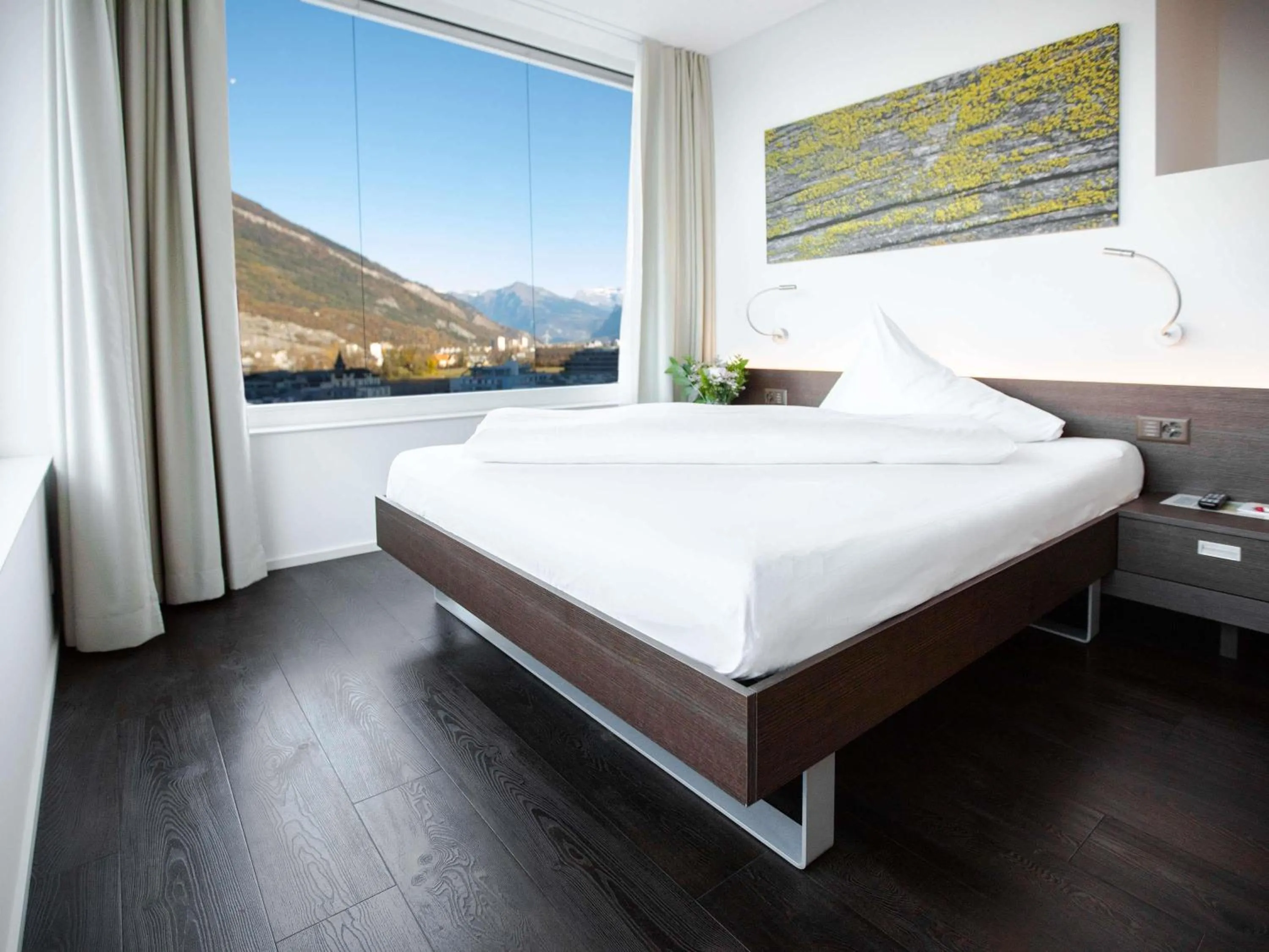 Bedroom, Bed in Mercure Chur City West