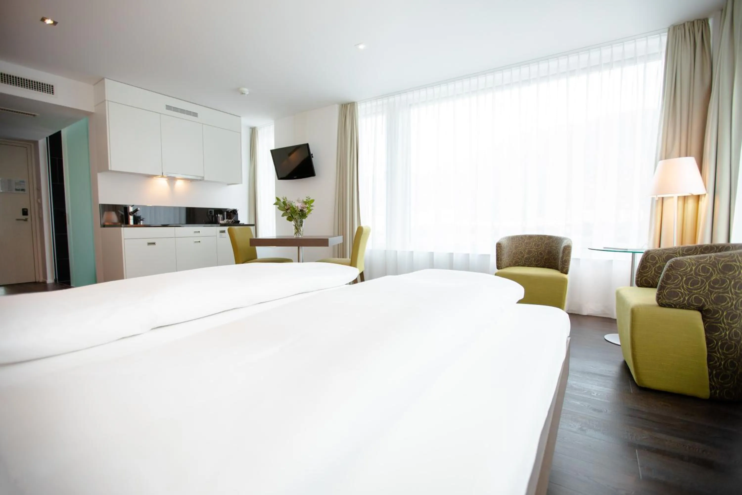 Bedroom, Bed in Mercure Chur City West