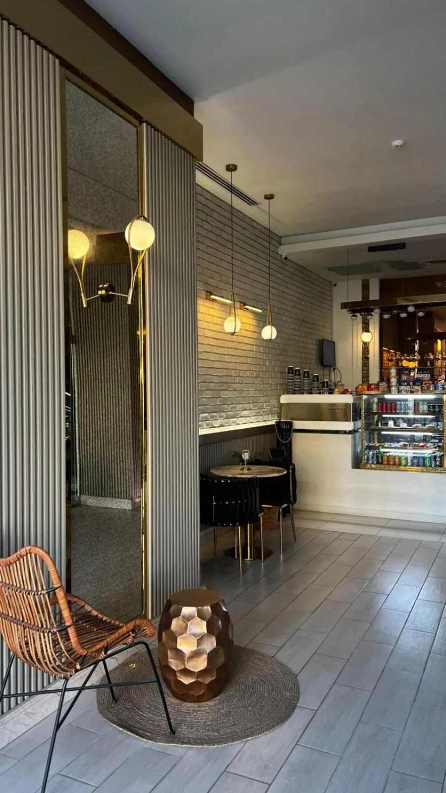 Grandeur East فخامة الشرق للشقق المخدومة