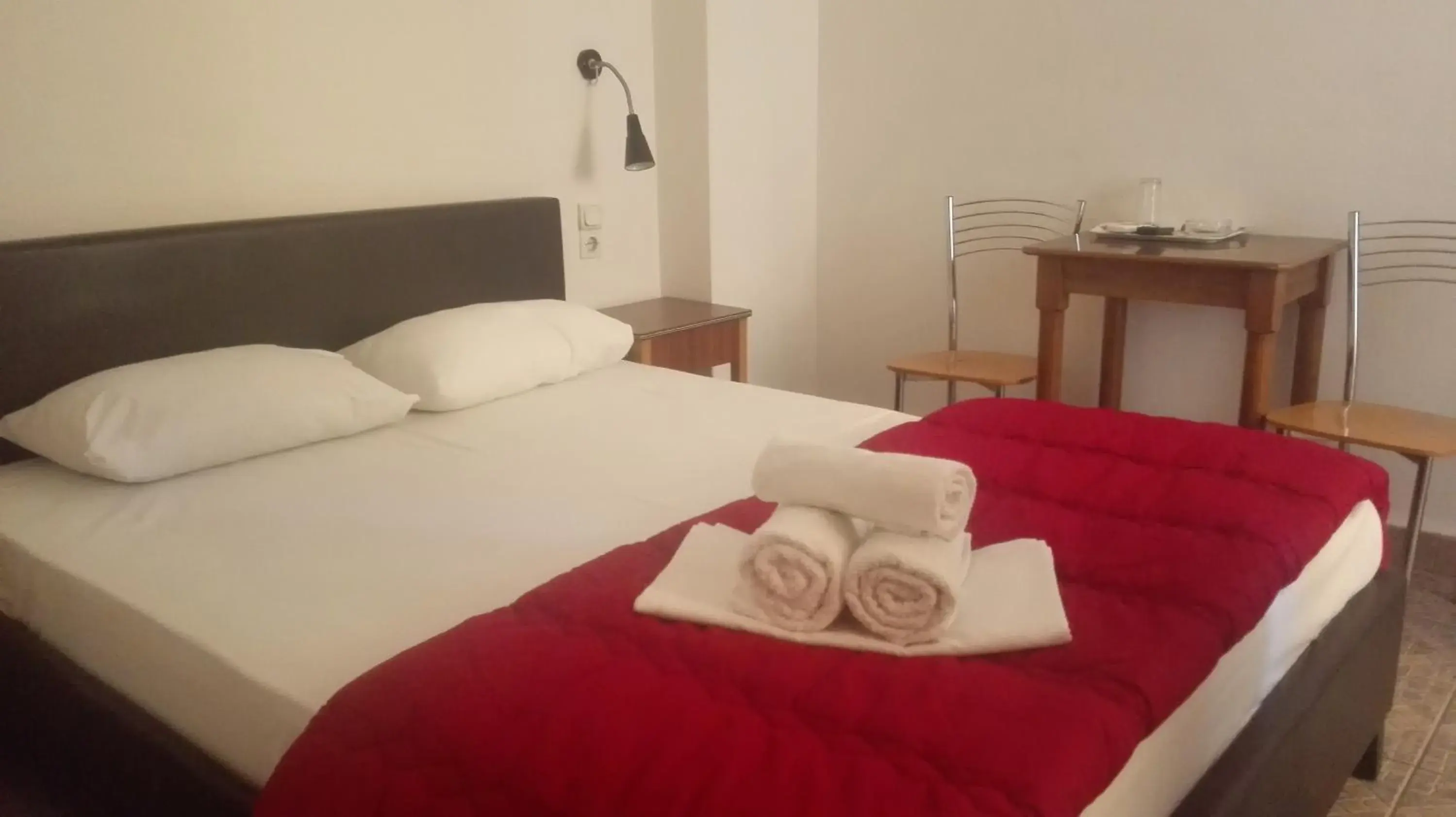 Double or Twin Room in Hotel Ionion Double or Twin Room in Hotel Ionion
