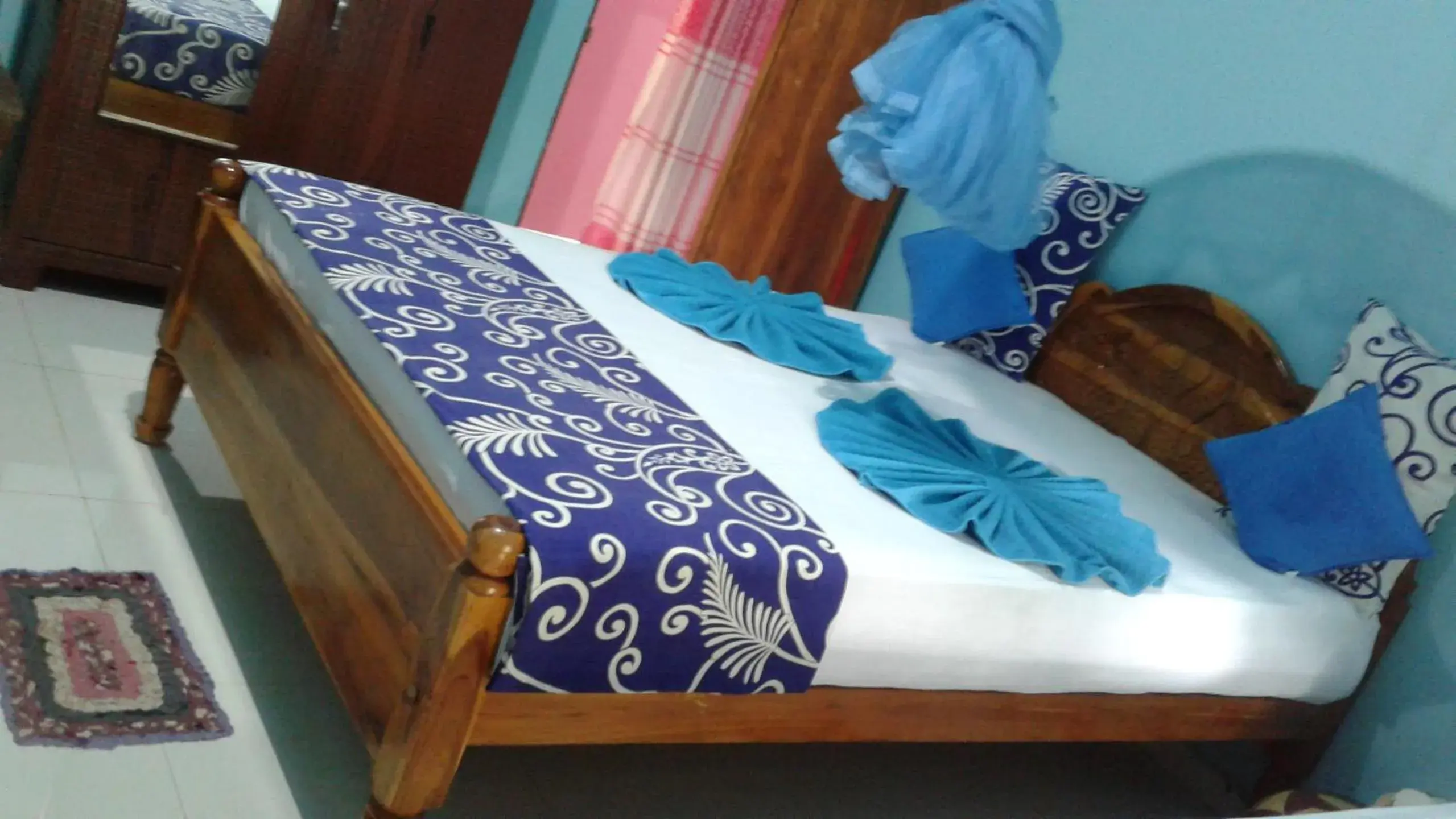 Deluxe Double Room in Flower Inn Deluxe Double Room in Flower Inn